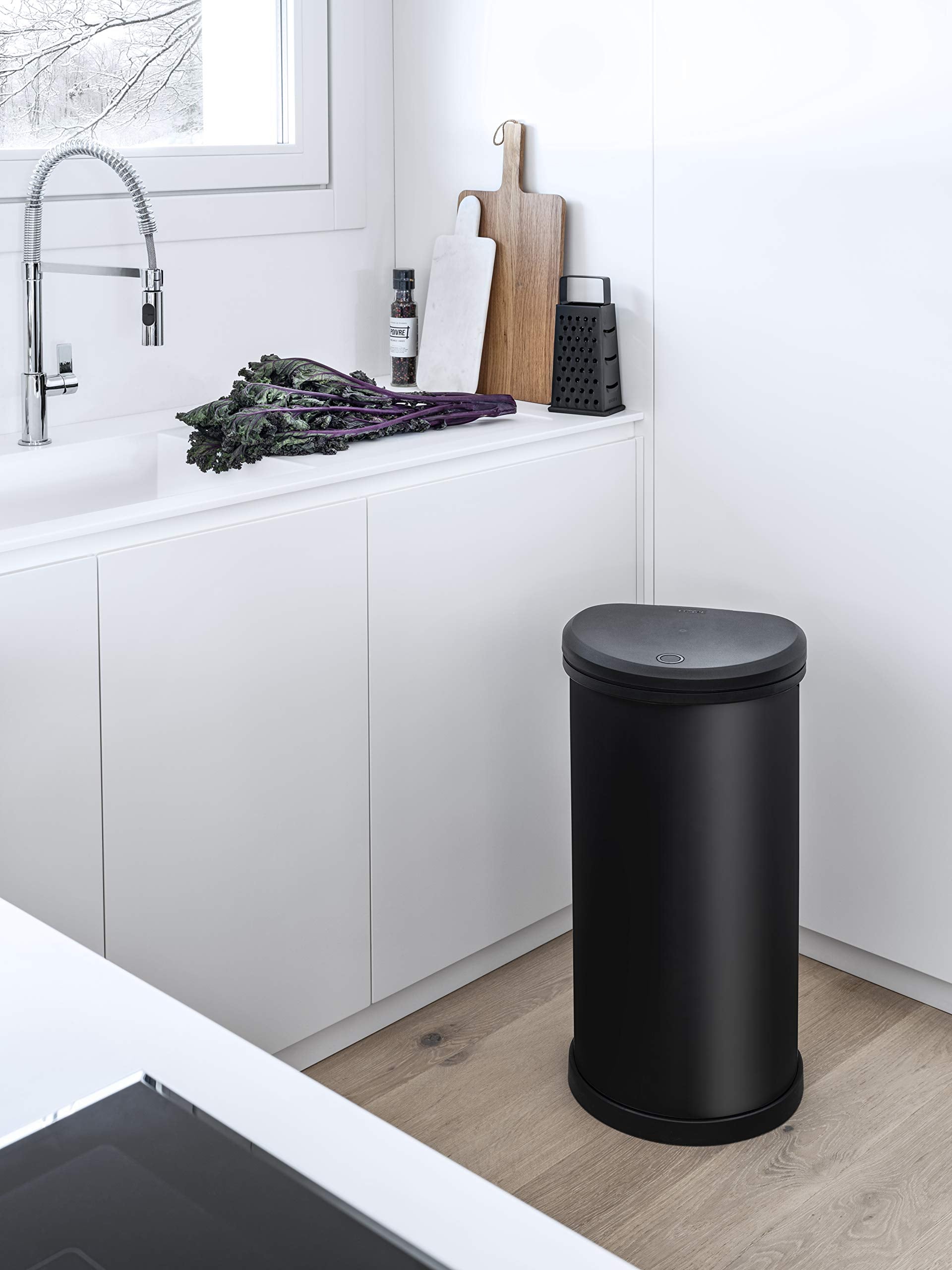 CURVER Metal Effect One Touch Deco Bin - 40 Litre Capacity | Recycled Plastic | Black 6