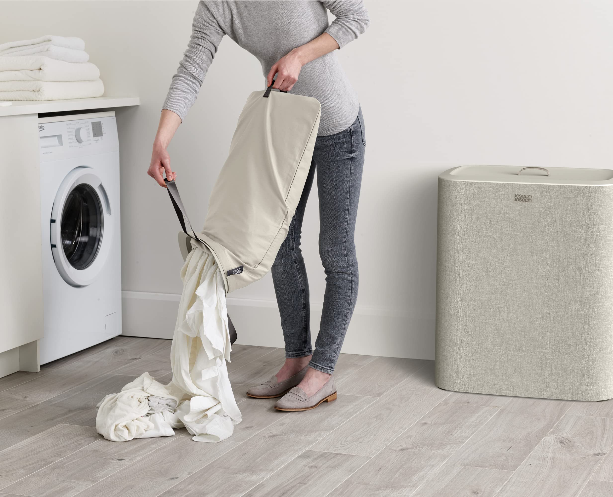 Joseph Joseph Tota Trio 90L Laundry Separation Basket with Lid and Removable Bags | Plastic 4