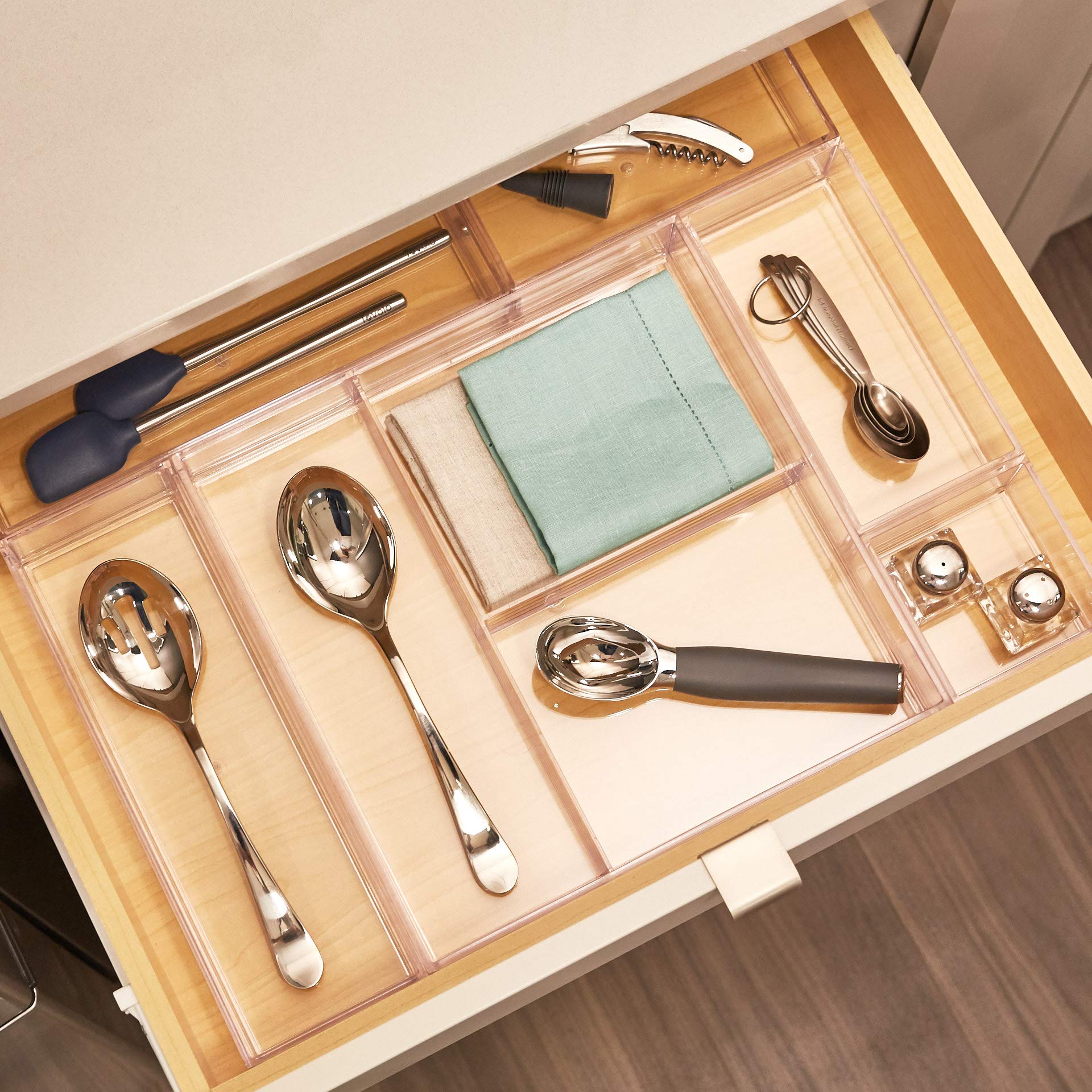 InterDesign Clarity Series Plastic Storage Box - Stackable Organiser for Cosmetics & Office | Clear | 10.1 cm x 20.3 cm 7