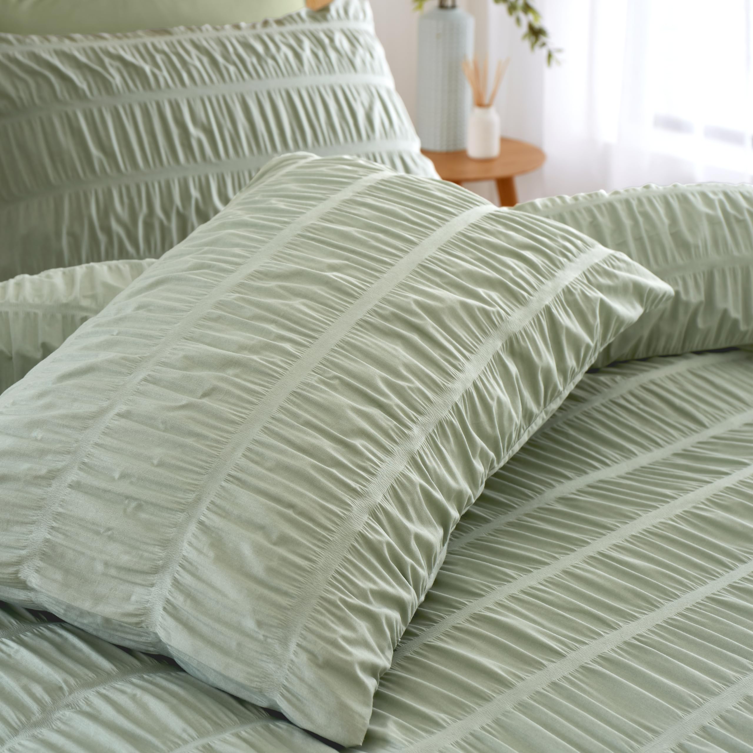Catherine Lansfield Seersucker Double Duvet Cover Set with Pillowcases, Sage Green, 55% Cotton/45% Polyester 2