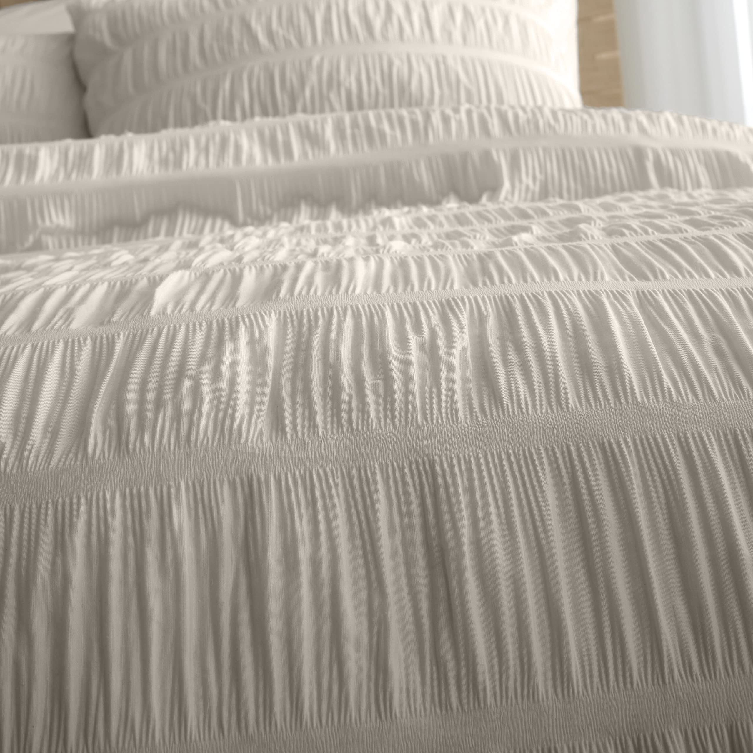 Catherine Lansfield Seersucker King Duvet Cover Set with 2 Pillowcases | 55% Cotton 3