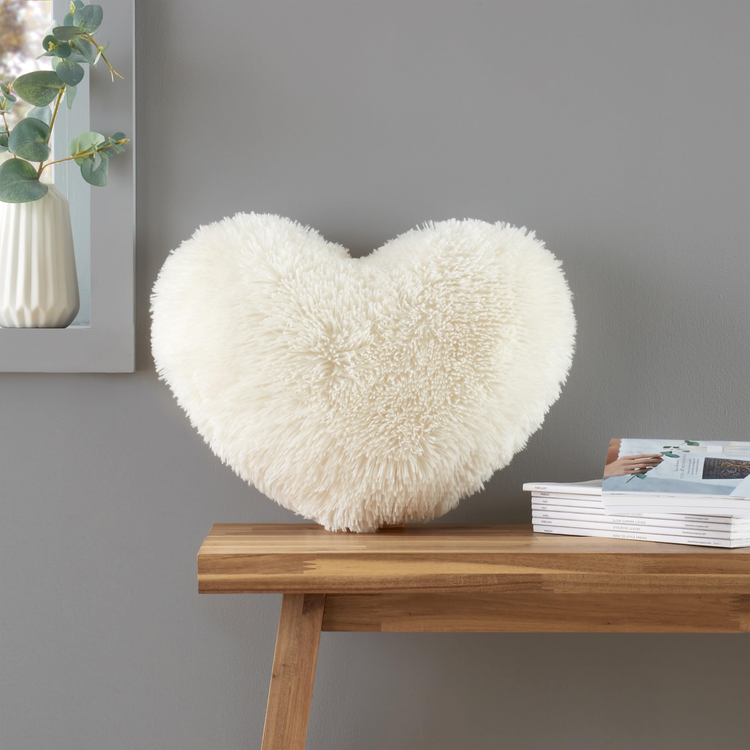 Catherine Lansfield Faux Fur Heart Shaped Cushion - Soft Deep Pile | Cream | 35x29cm 1