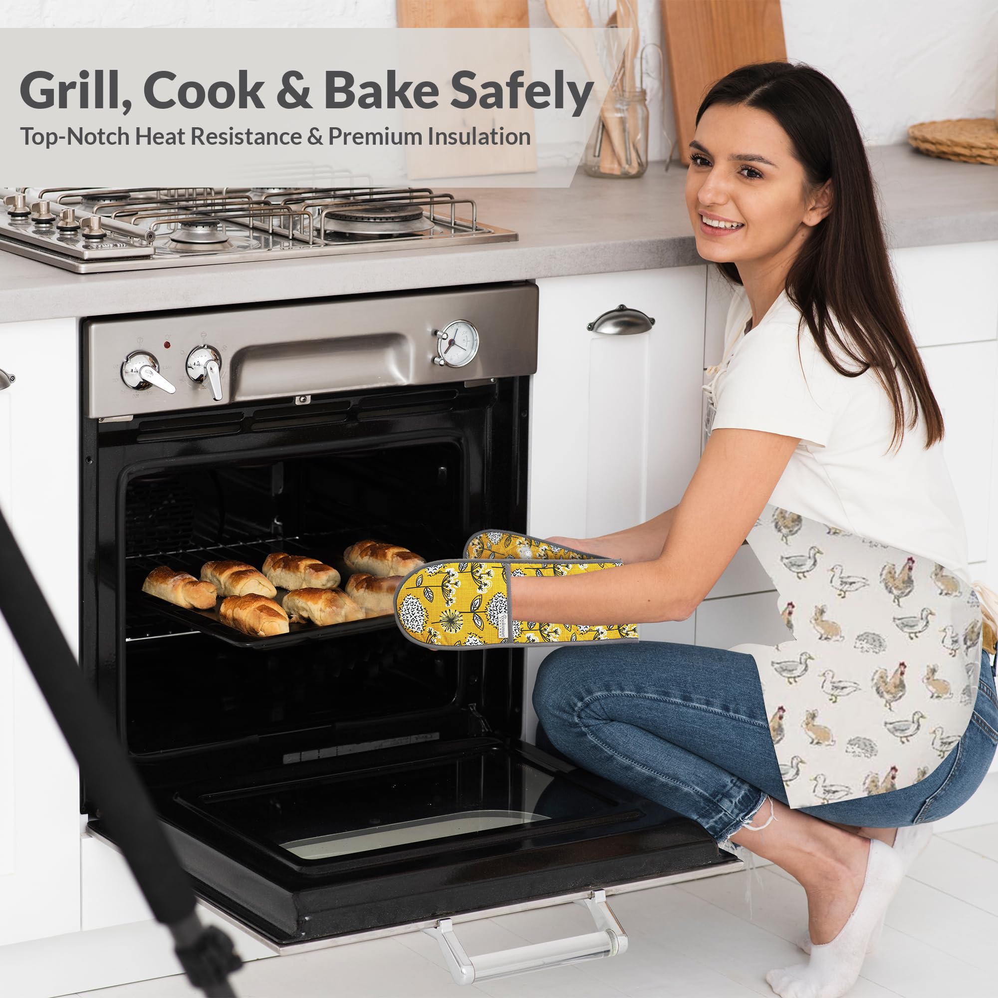 Cooksmart Double Oven Gloves - Heat Resistant Cotton Protection | Retro Meadow | DG9920 7