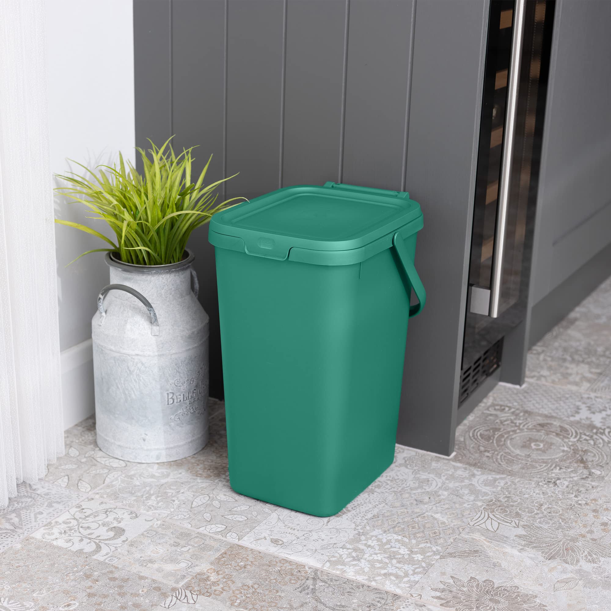 Addis 519353 Kitchen Recycling Bin - 18 Litre Capacity | Stackable | Sage Green
