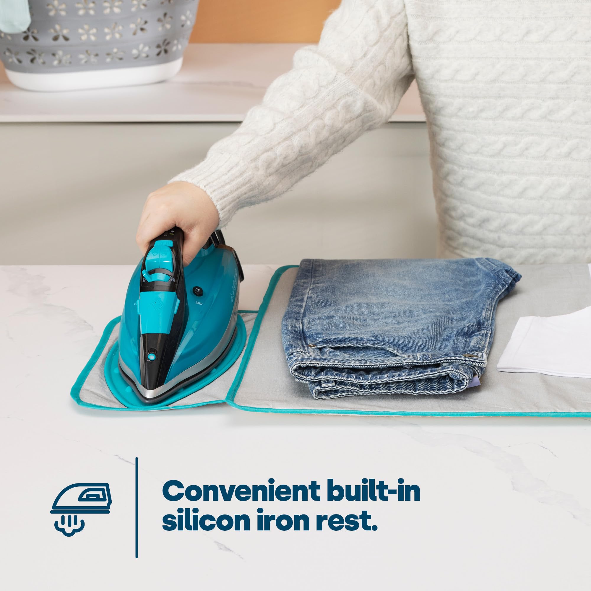 LIVIVO Travel Iron Mat with Silicone Rest Pad | Compact & Lightweight | L82cm x W48cm 8