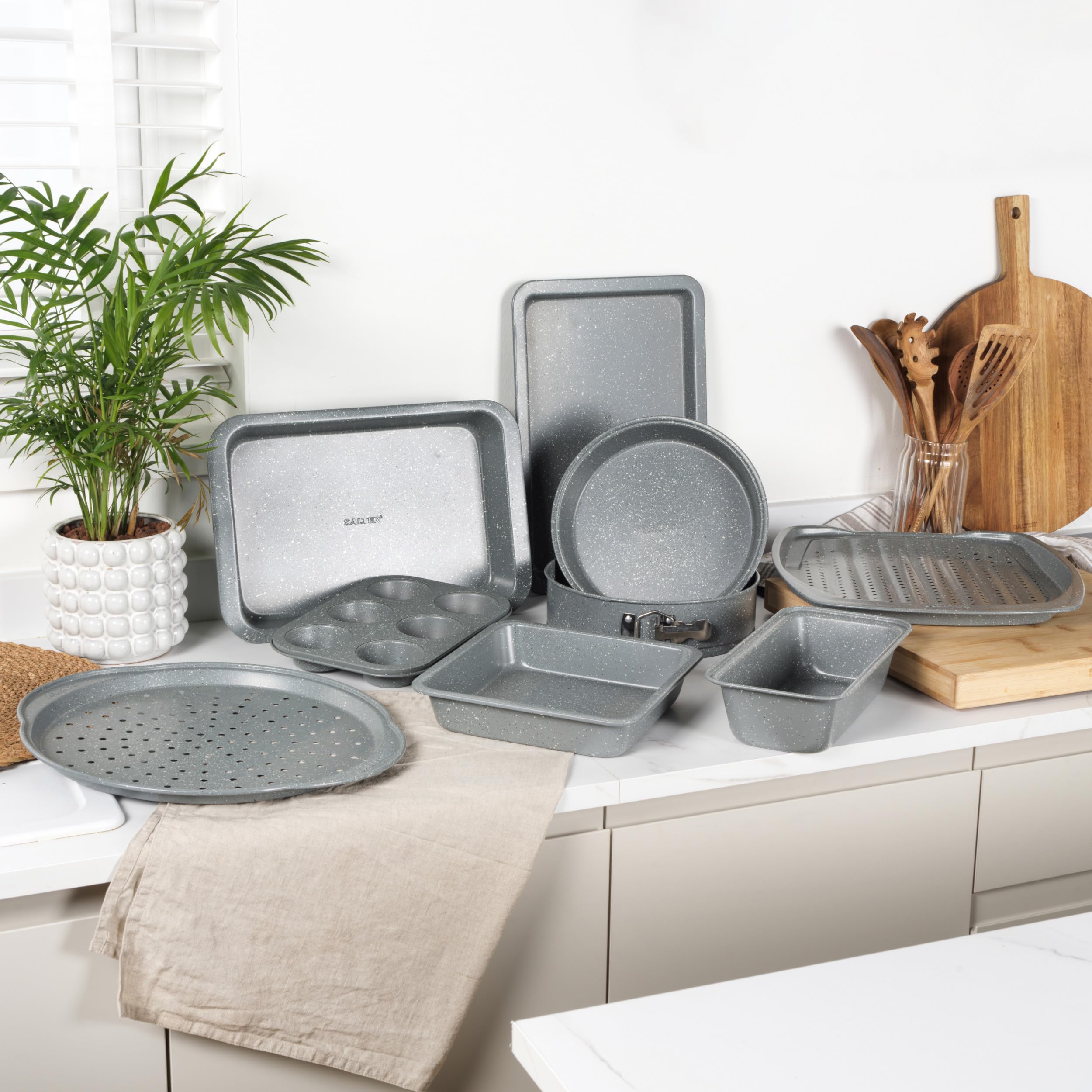 Salter BW02774G Marblestone Roasting Tin - 36cm Non-Stick, Carbon Steel, Oven Safe to 220°C 7