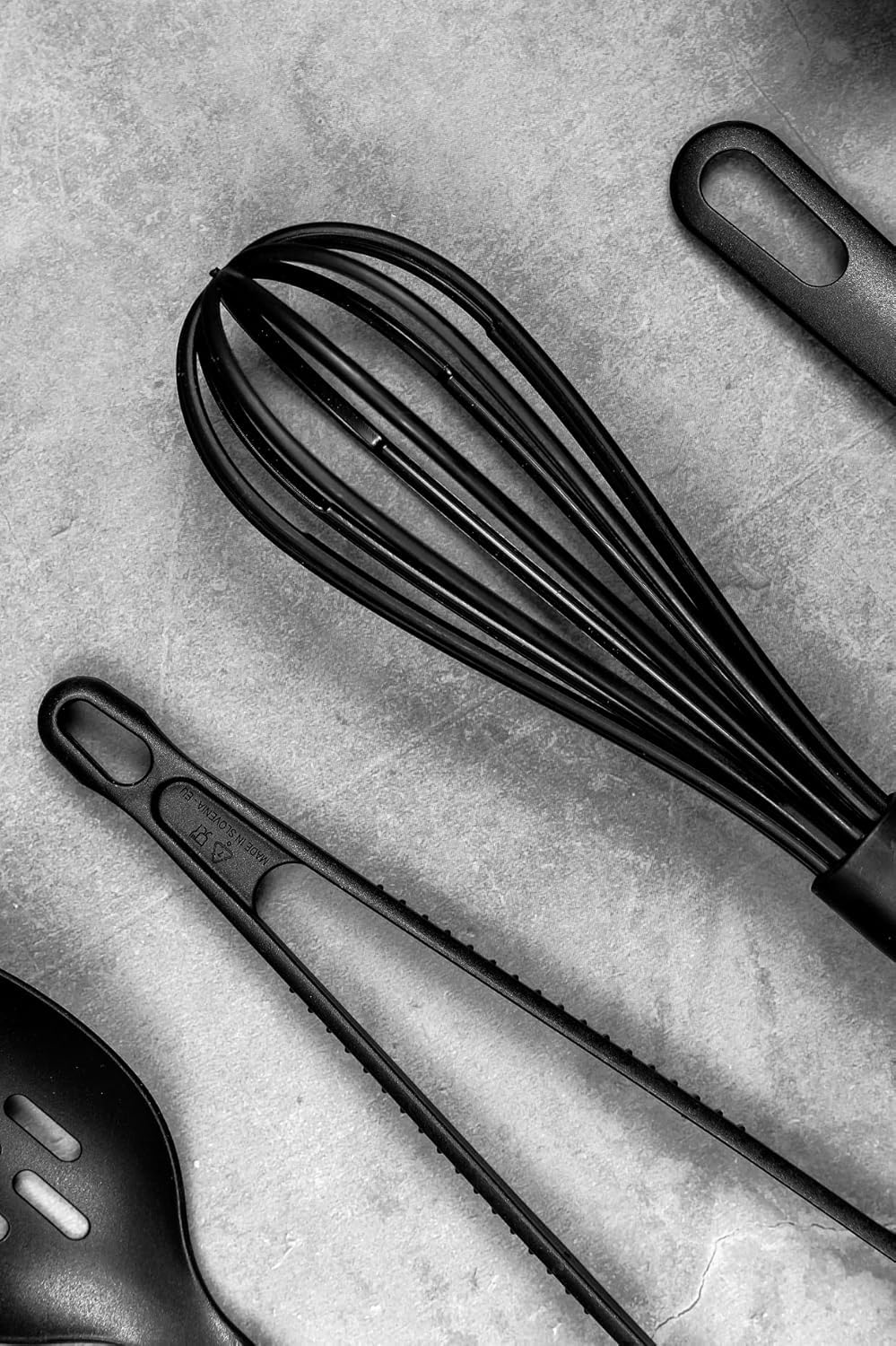 Chef Aid Nylon Whisk - BPA Free & Non-Scratch for Non-Stick Cookware | 32 cm 8
