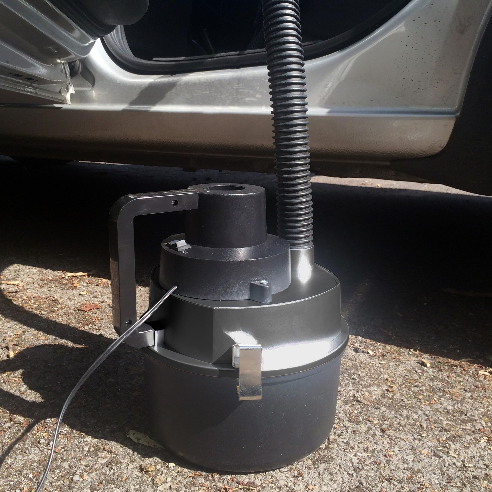 Sakura SS5311 120W Wet-Dry Vacuum Cleaner - 12V Powered, Portable, Inflator Function 3
