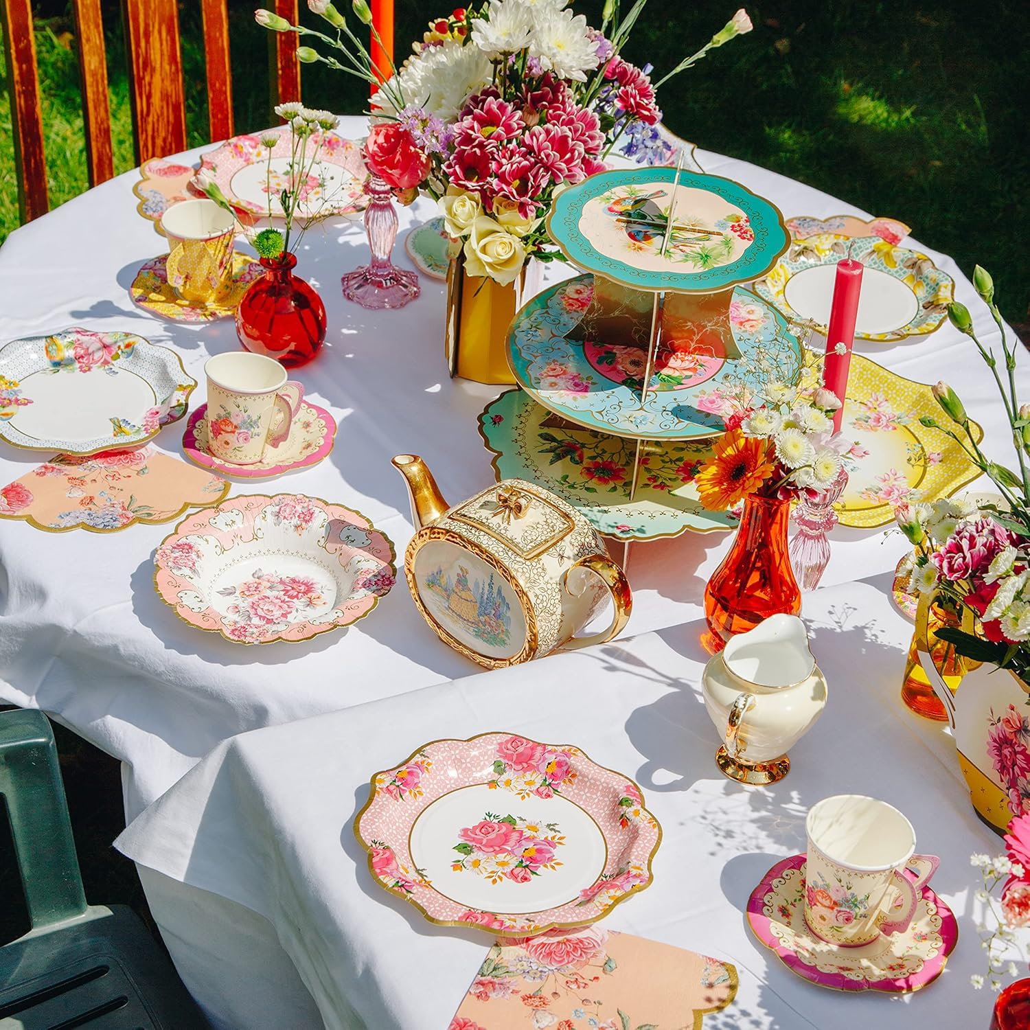 Talking Tables Pack of 24 Vintage Floral Cup & Saucer Set | Paper | 170ml Capacity 3