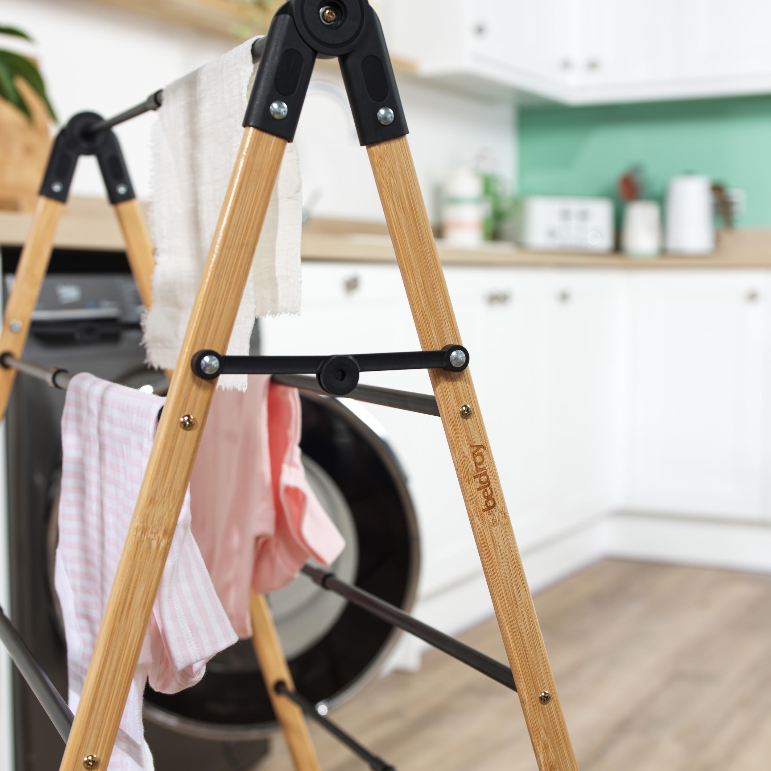 Beldray 4 Tier Extendable Clothes Airer - Bamboo Frame | Up to 6.1m Drying Space | 10kg Capacity 4