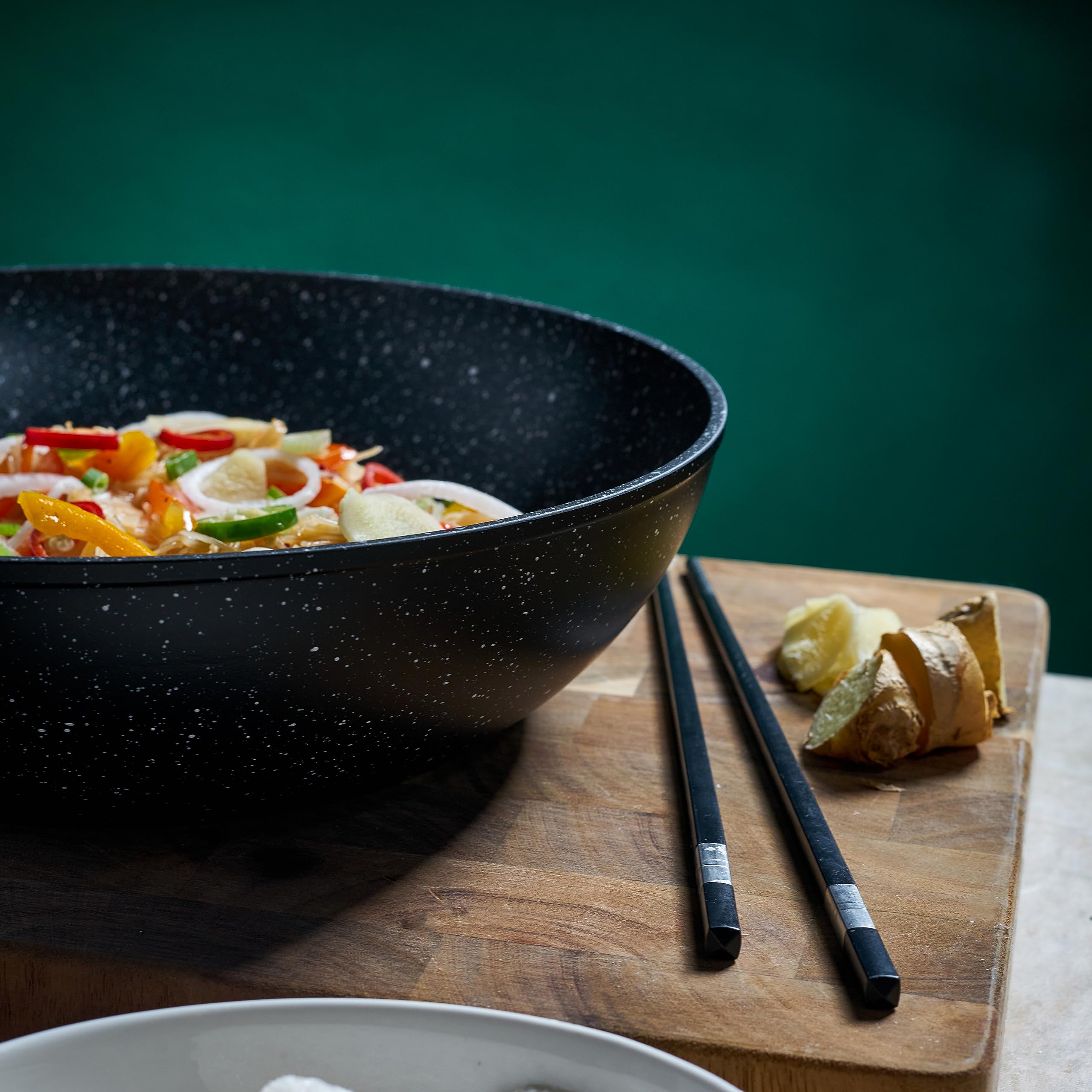 Blackmoor 66160 Classic 28cm Non-Stick Induction Wok | Forged Aluminium Base | Black Marble Effect 4