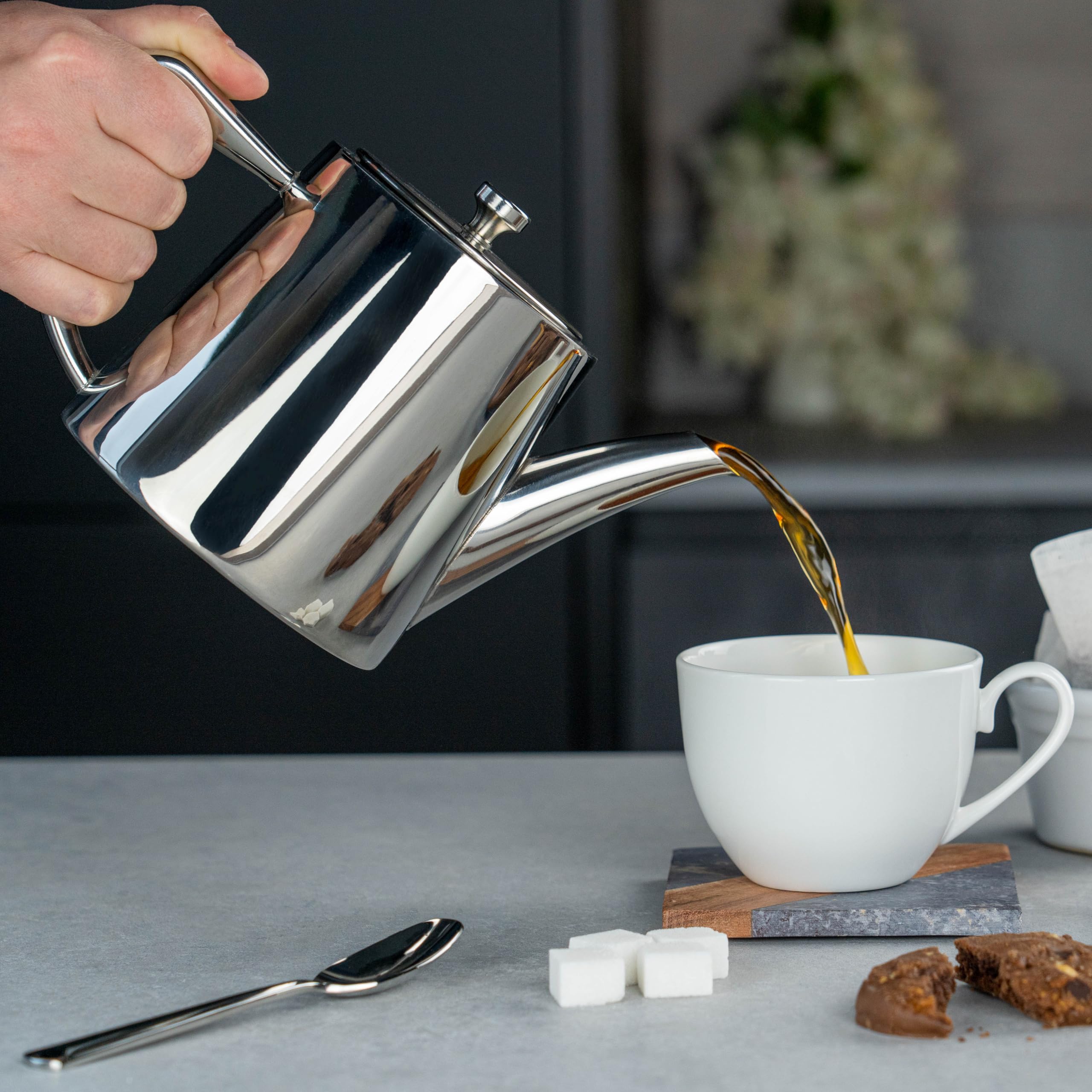 Café Olé Derwent Teapot - 24oz (680ml) | Stainless Steel | Cool-Touch Handle 3