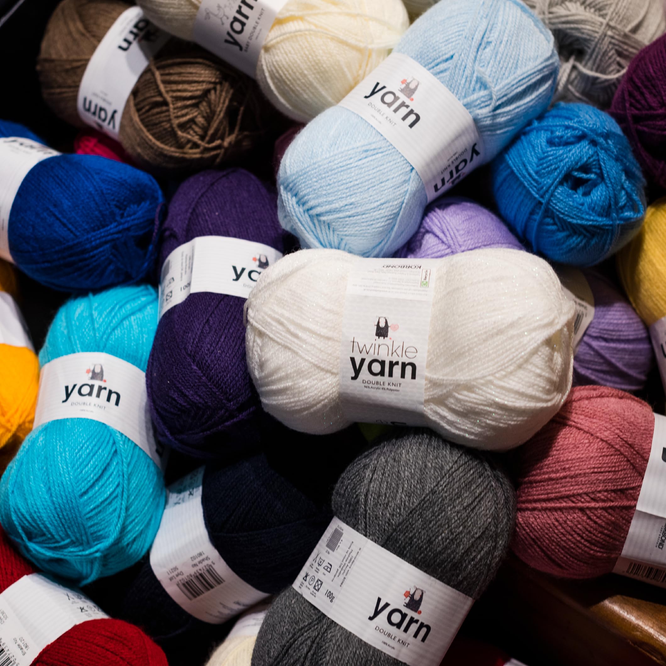 KORBOND DK Yarn - Emerald Green 100g Acrylic Wool | 290m Double Knit | Hypoallergenic 5