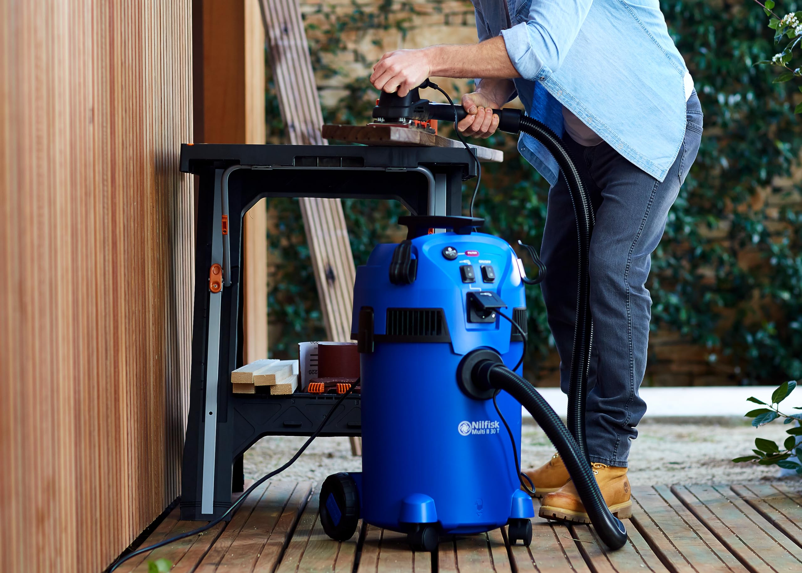Nilfisk Multi II 30L T Wet-Dry Vacuum Cleaner - 1400W Motor | 30L Capacity | Push&Clean Filter 7