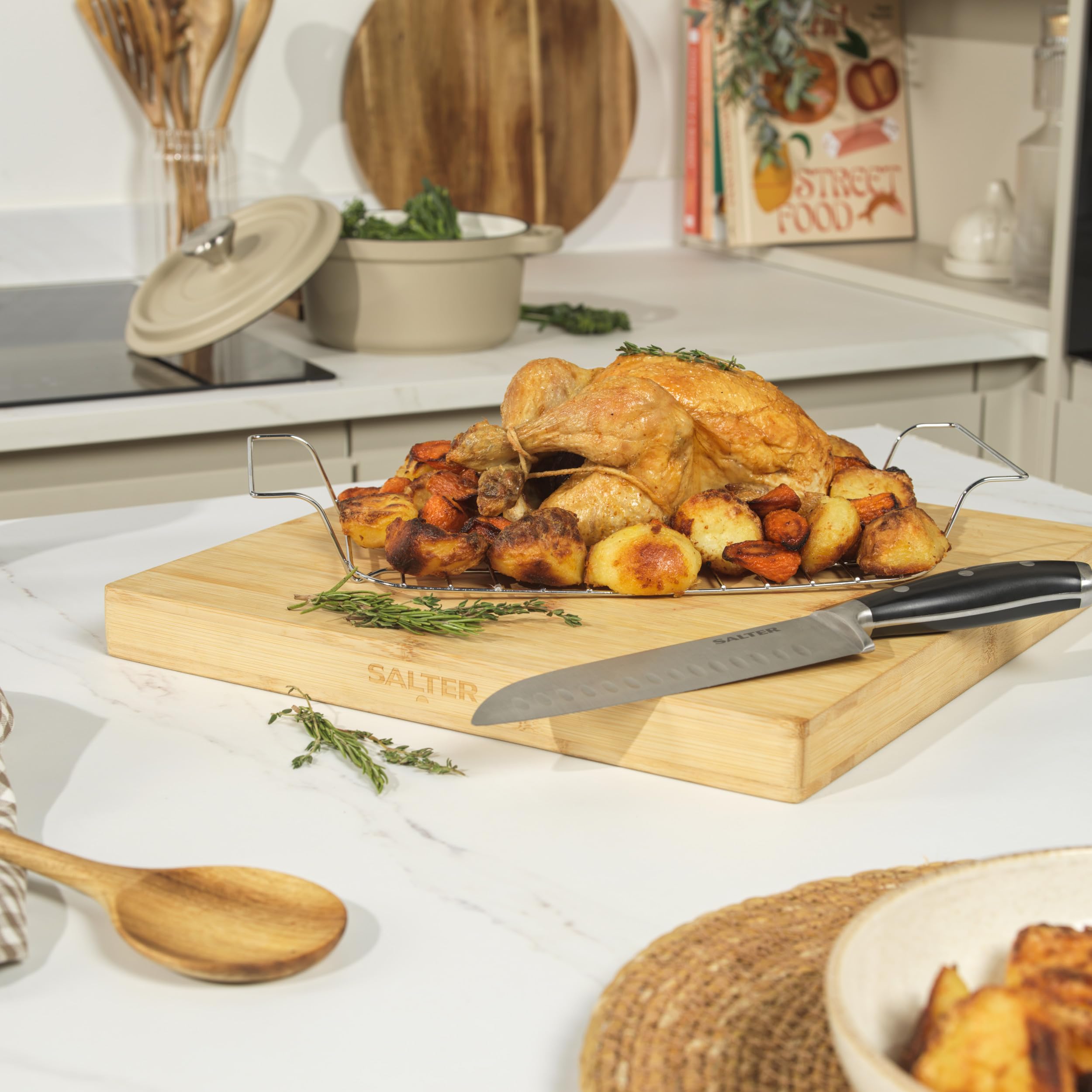 Salter Vitreous Enamel 34cm Roaster & Stainless Steel Rack | Black | Oven Safe up to 230°C 5