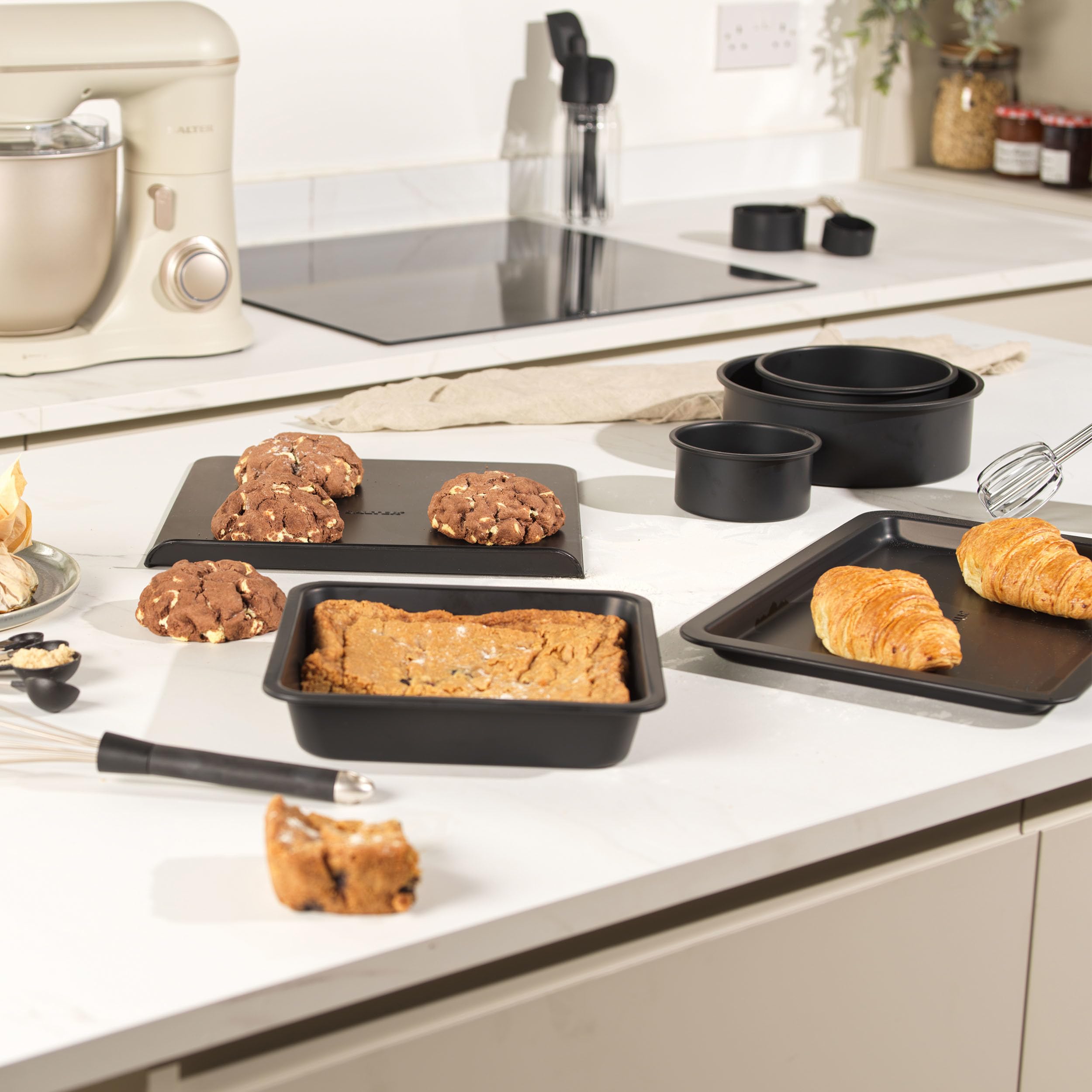 Salter BW12560EU7 Baking Sheet - 32 cm Non-Stick Tray for Cookies & Pastries | Carbon Steel 4