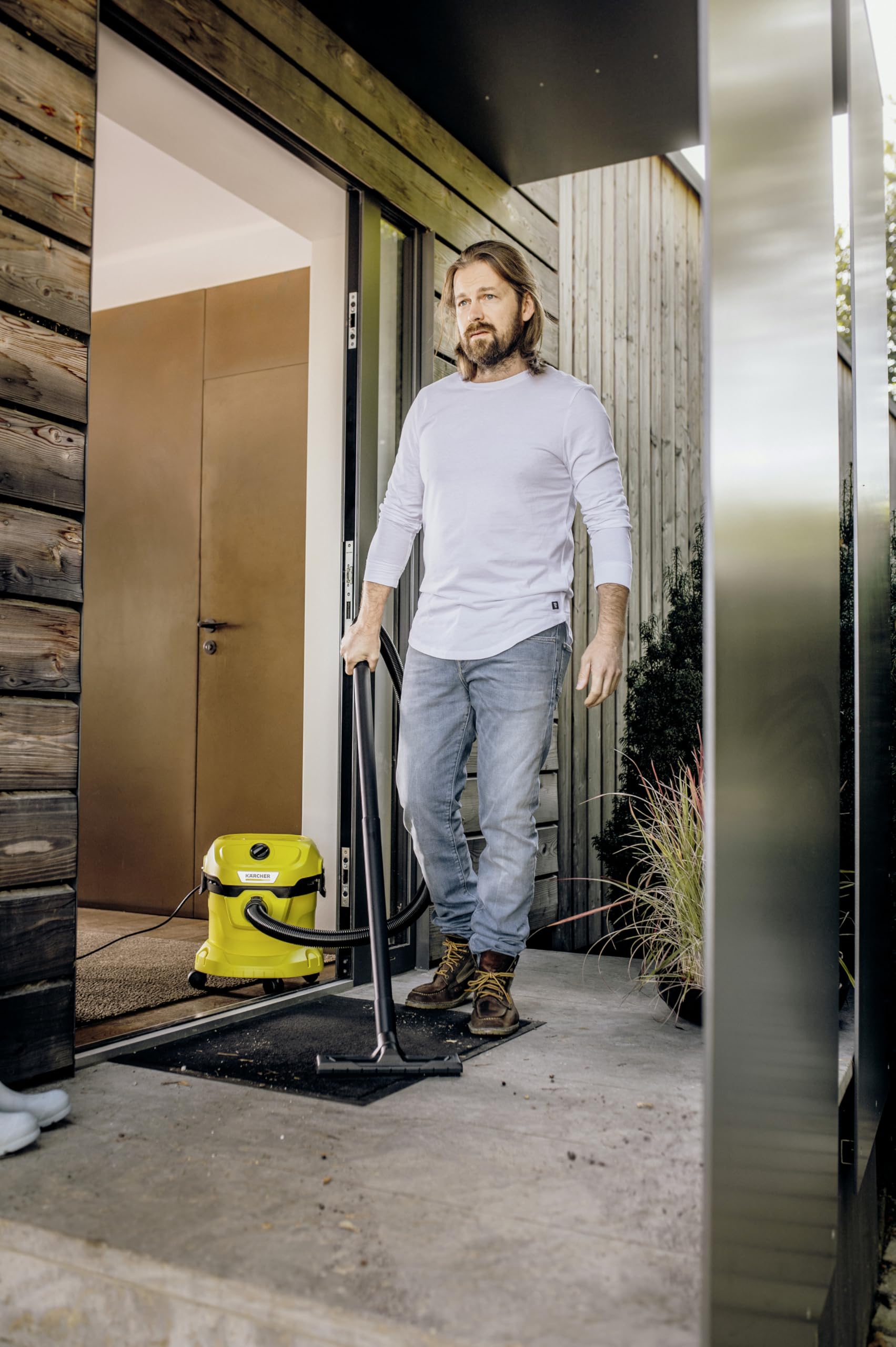 Kärcher WD 2 Plus V-15/4/18/C Wet & Dry Vacuum Cleaner | 15L Capacity | 1000W Power | Yellow 3