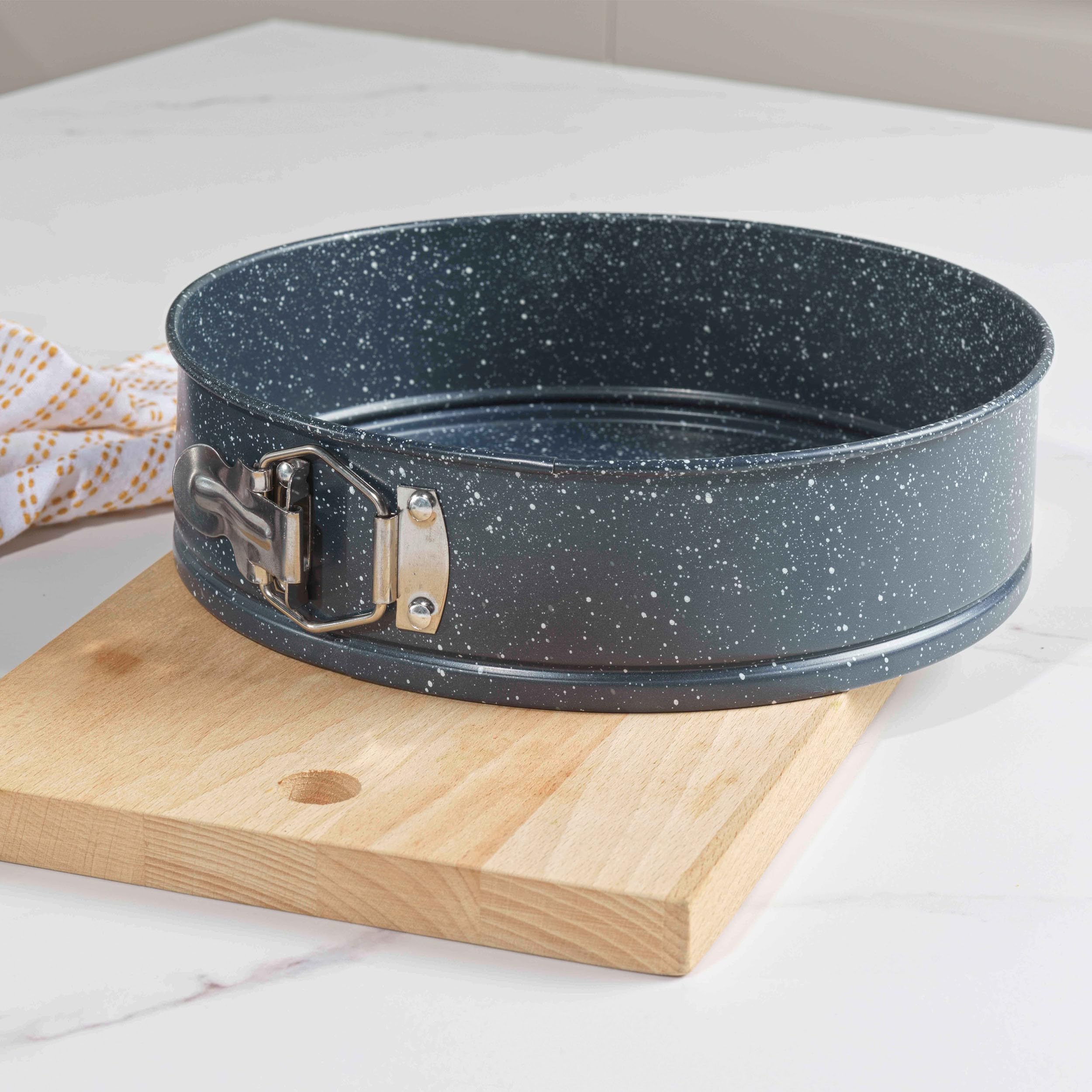 Russell Hobbs Nightfall Stone Collection Springform Cake Pan - 24 cm, Non-Stick, Oven Safe 3