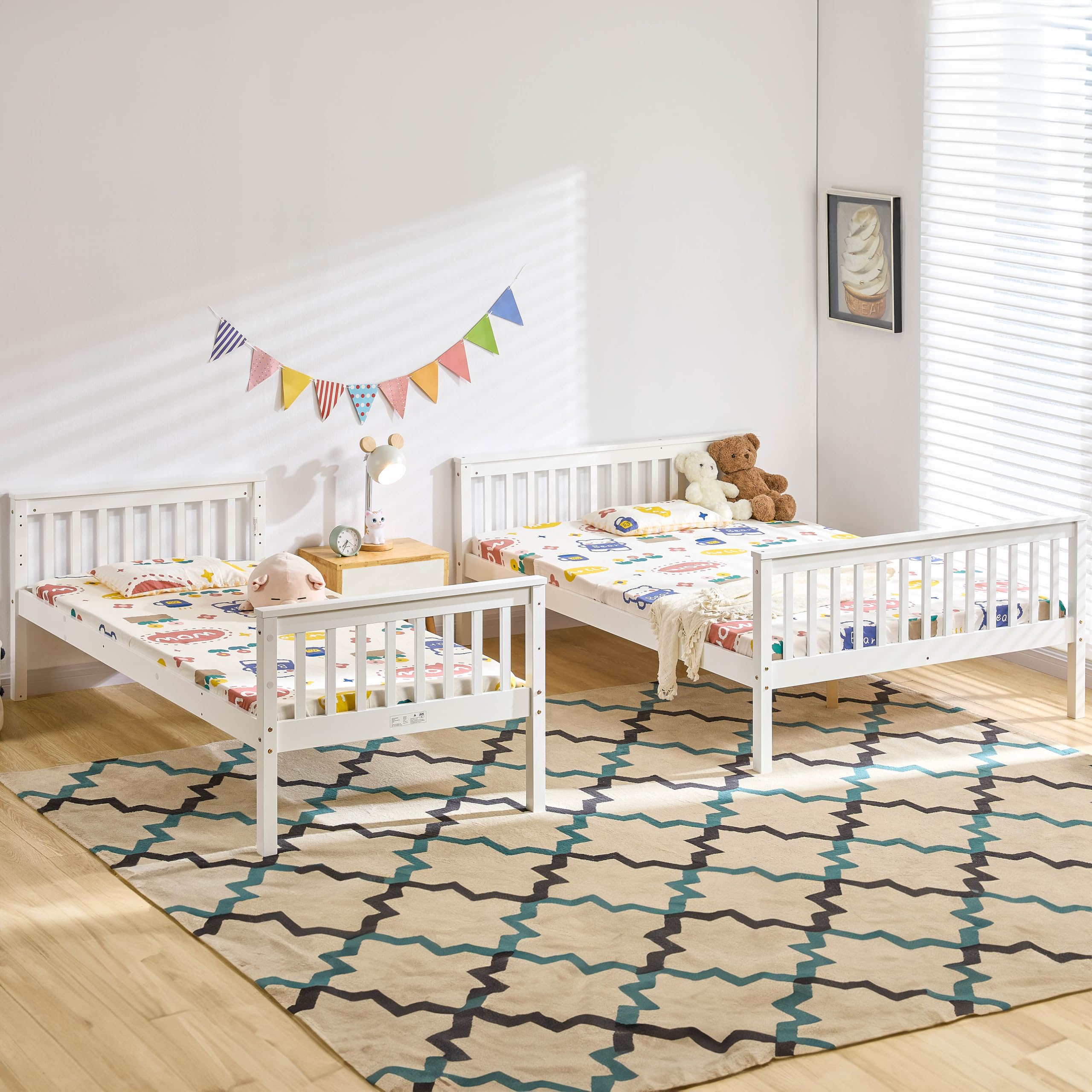 Vida Designs Milan Triple Sleeper Bunk Bed - Sleeps Three | White | Pine Wood 4
