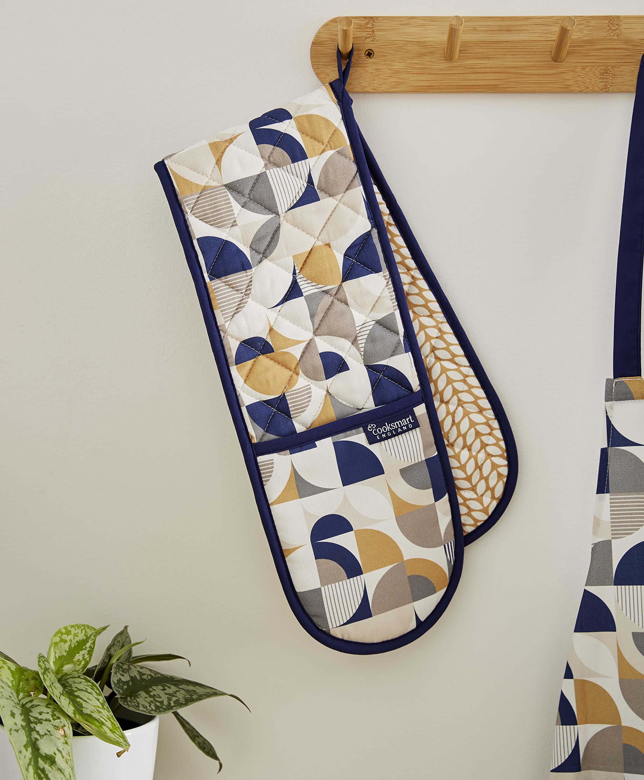 Cooksmart Double Oven Gloves - Heat Resistant Protection | Bauhaus Geo | 2 Pack 5