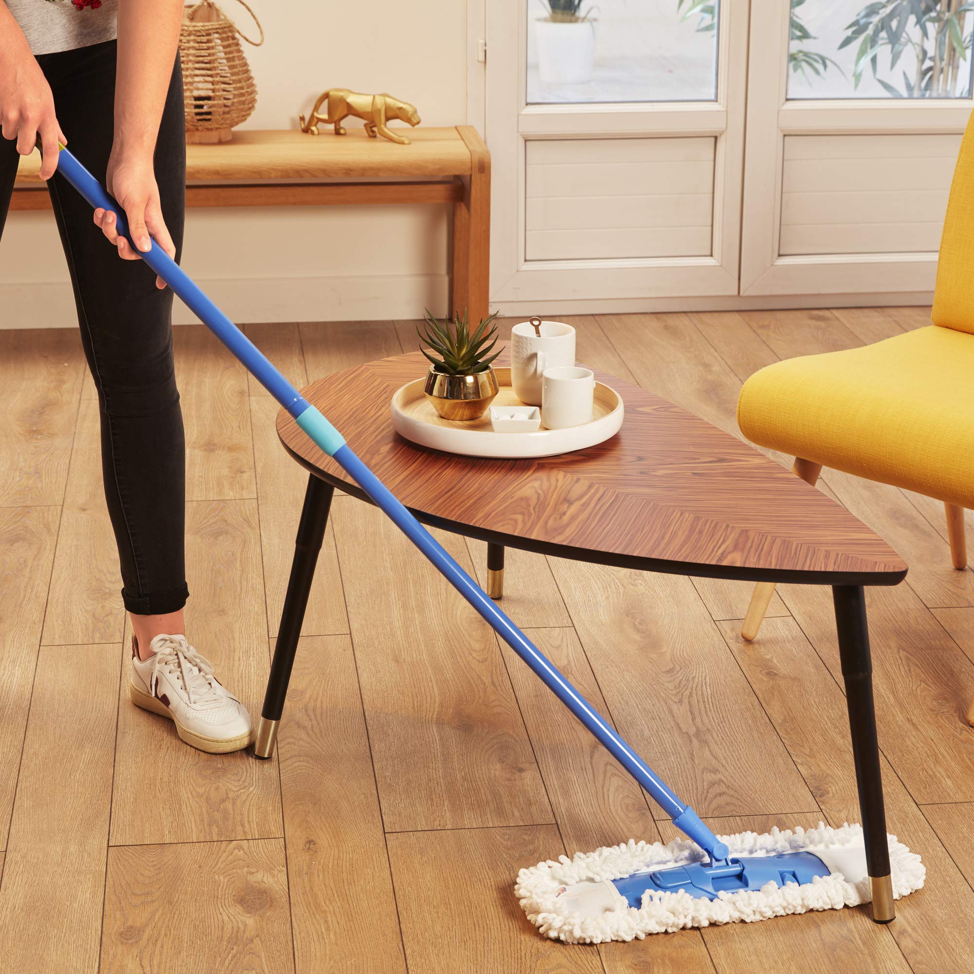 Spontex Extra Flat Mop Refill - Ultra Large Microfibre Head | Removes 99% Bacteria | Machine Washable 9