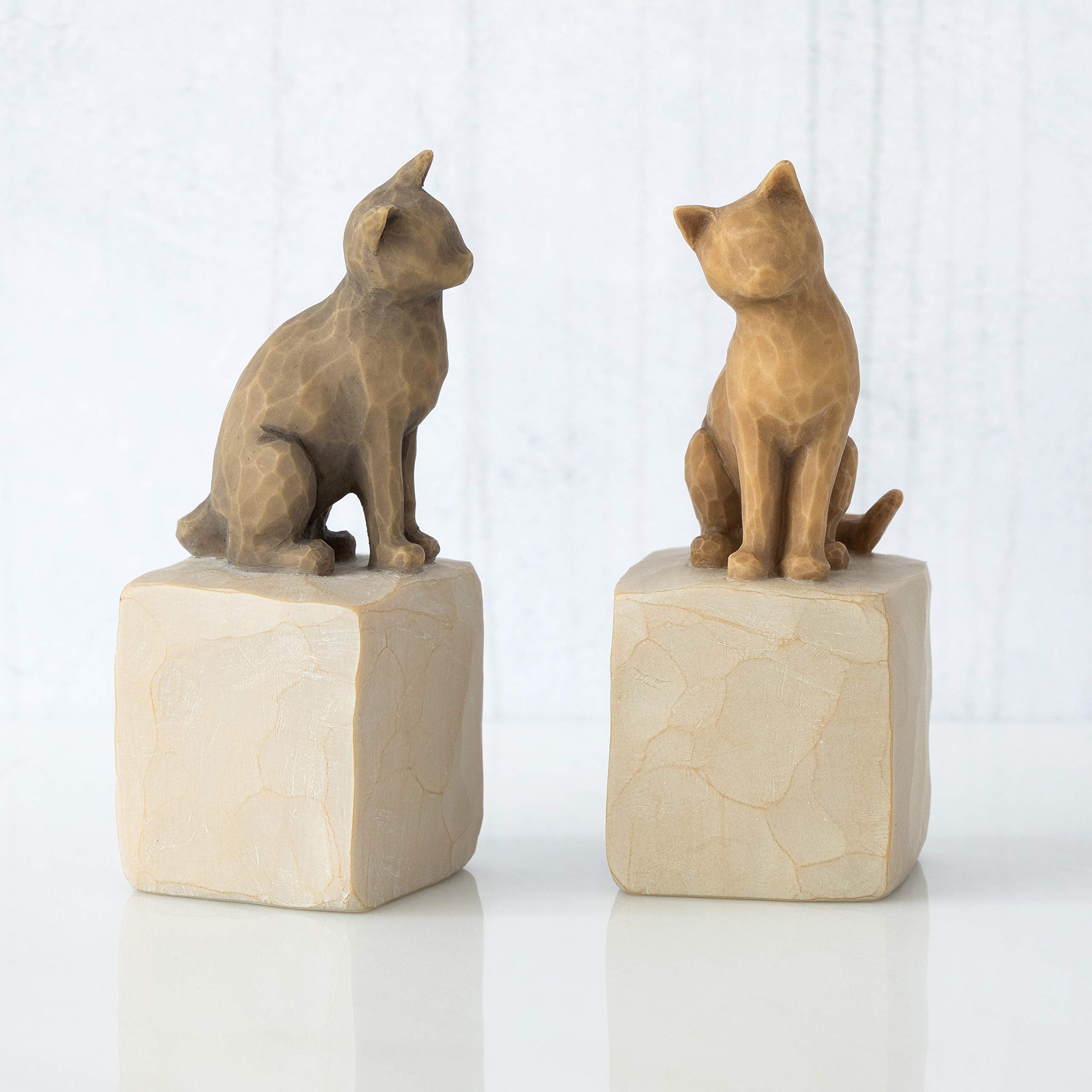 Willow Tree Love My Cat Dark Figurine - Resin Sculpture | Hand-Painted | 3 x 3 x 7.5 cm 6