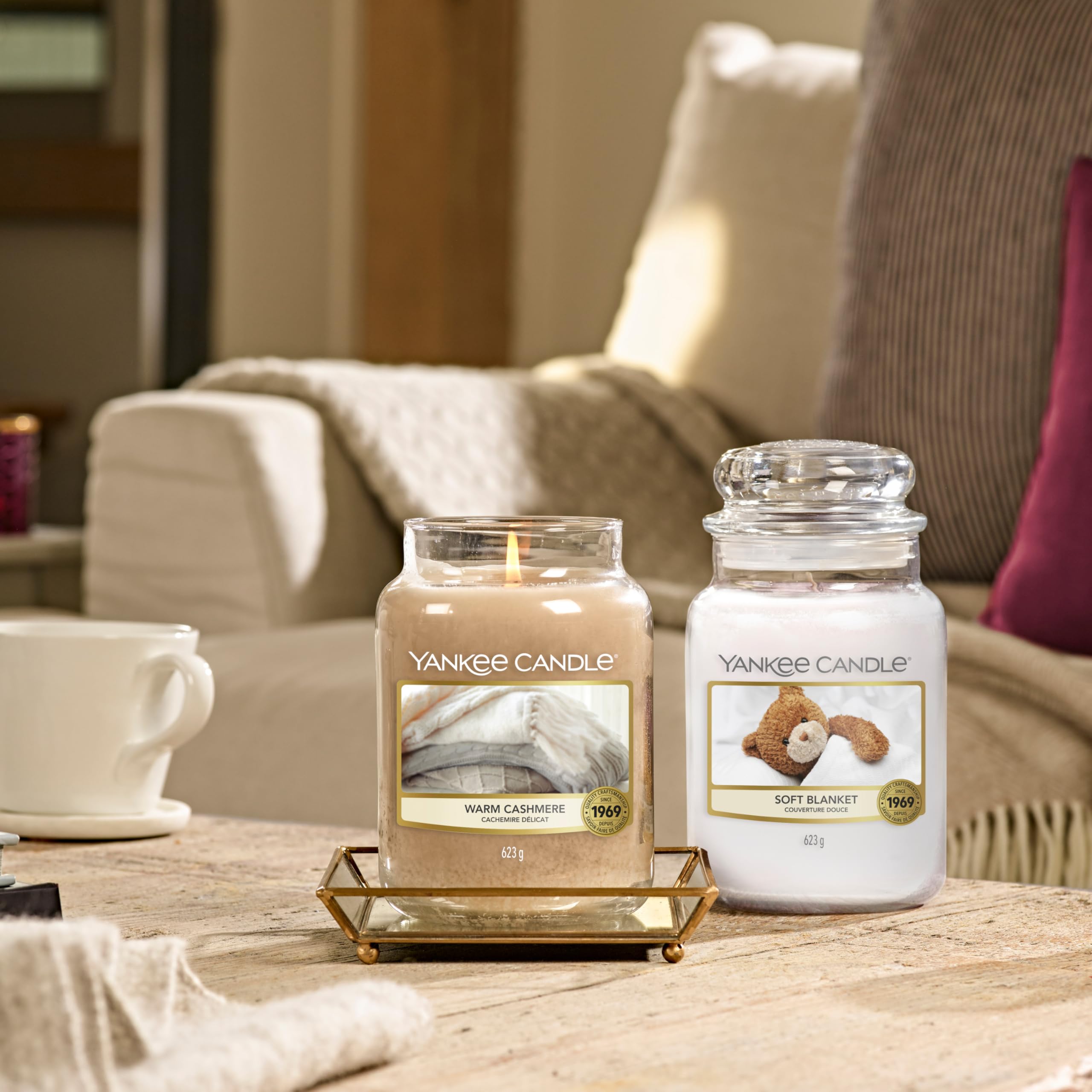 Yankee Candle Soft Blanket Scented Candle - Large Jar | Up to 150 Hours Burn Time | Cream 9