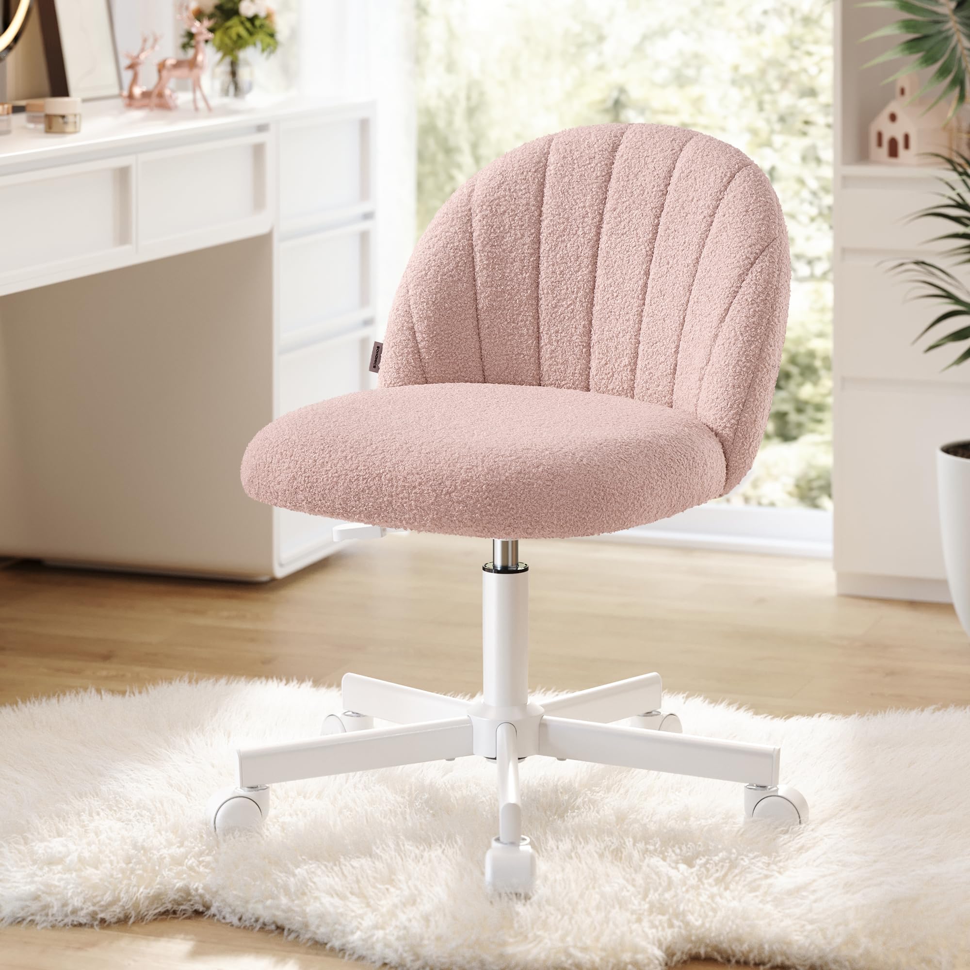SONGMICS Office Chair - Teddy Fleece Swivel Desk Chair | Height Adjustable | Jelly Pink