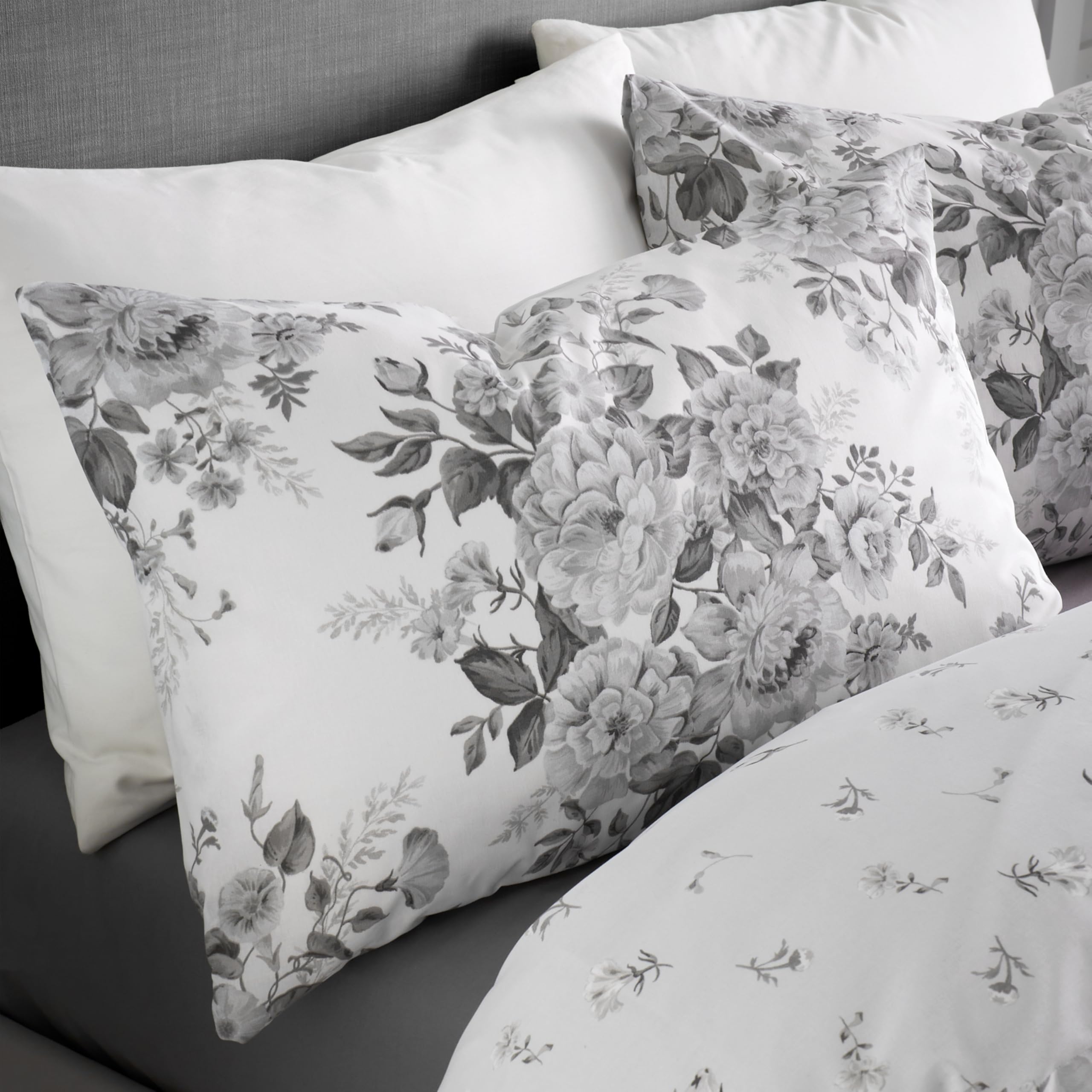 Catherine Lansfield Elinda Floral Reversible King Duvet Cover Set | 52% Polyester 48% Cotton | Grey 3