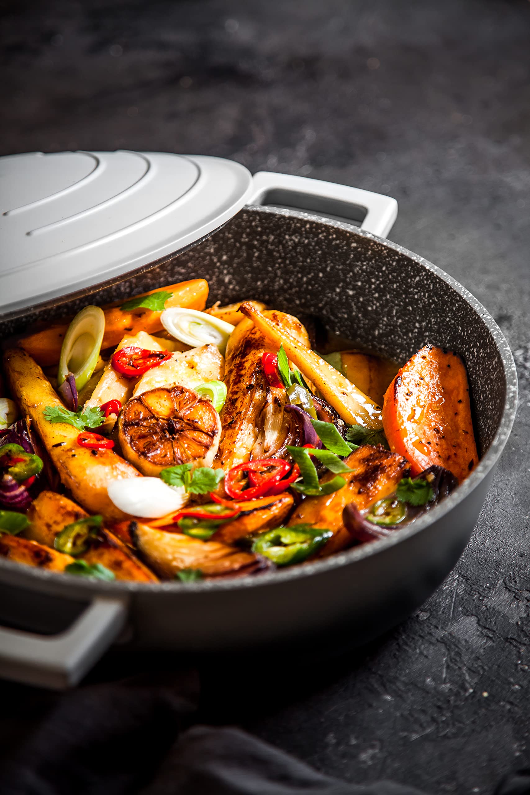 MasterClass Cast Aluminium Shallow Casserole Dish - 28cm, 4L Capacity | Hob to Oven | Grey Ombre 8