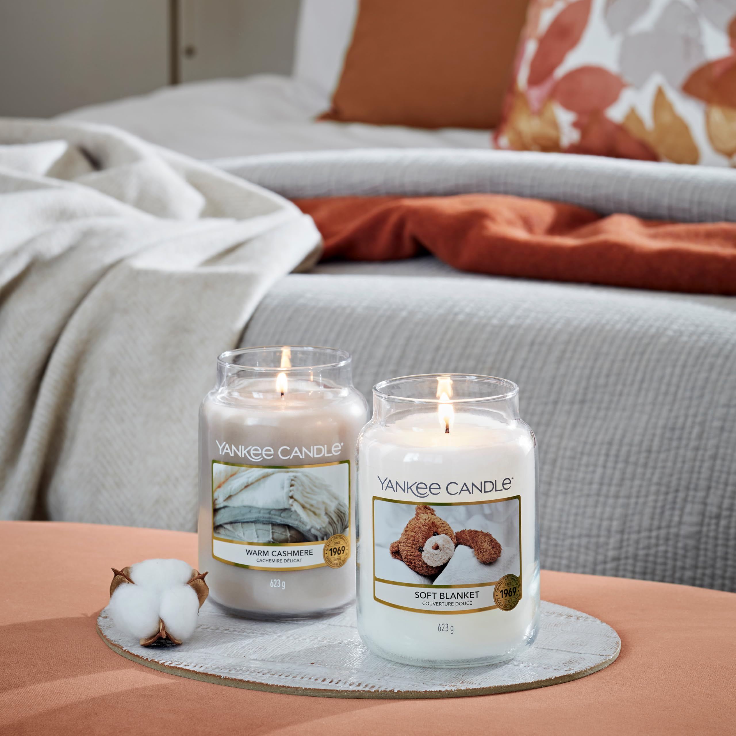 Yankee Candle Soft Blanket Scented Candle - Large Jar | Up to 150 Hours Burn Time | Cream 4