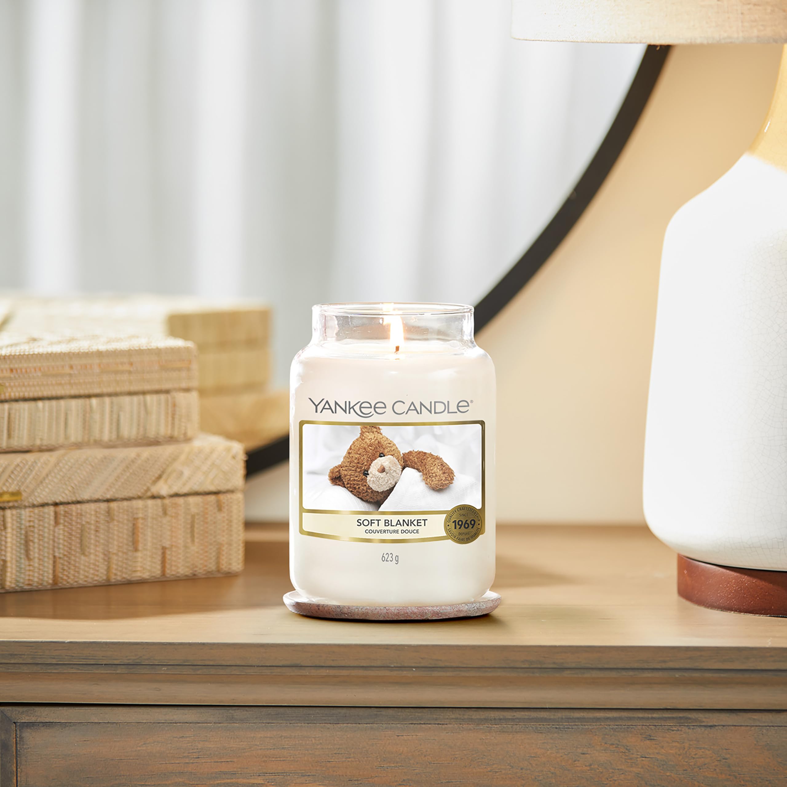 Yankee Candle Soft Blanket Scented Candle - Large Jar | Up to 150 Hours Burn Time | Cream 6
