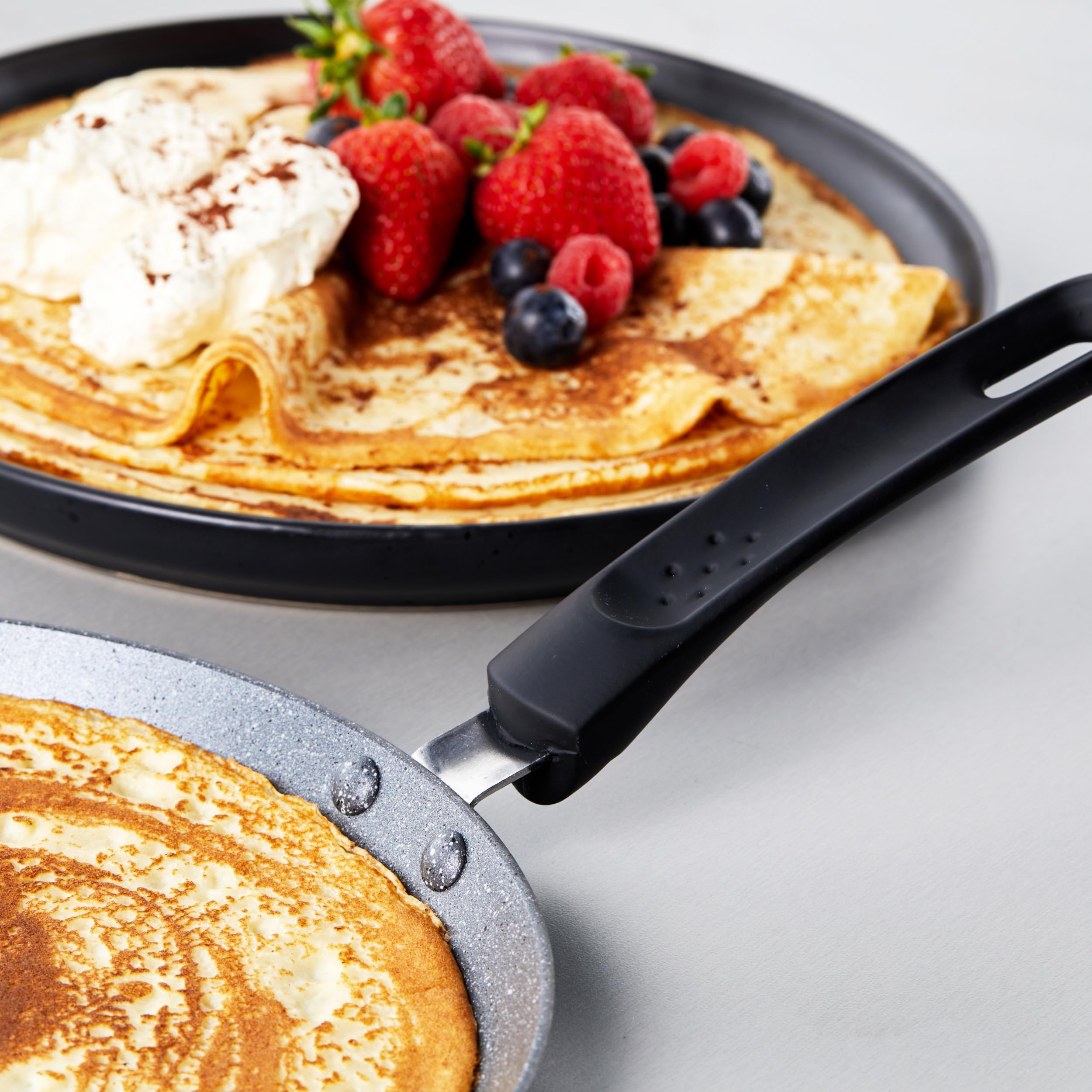 Russell Hobbs Metallic Marble Pancake Pan - 25cm Crepe Frying Pan | Aluminium | Non-Stick 4