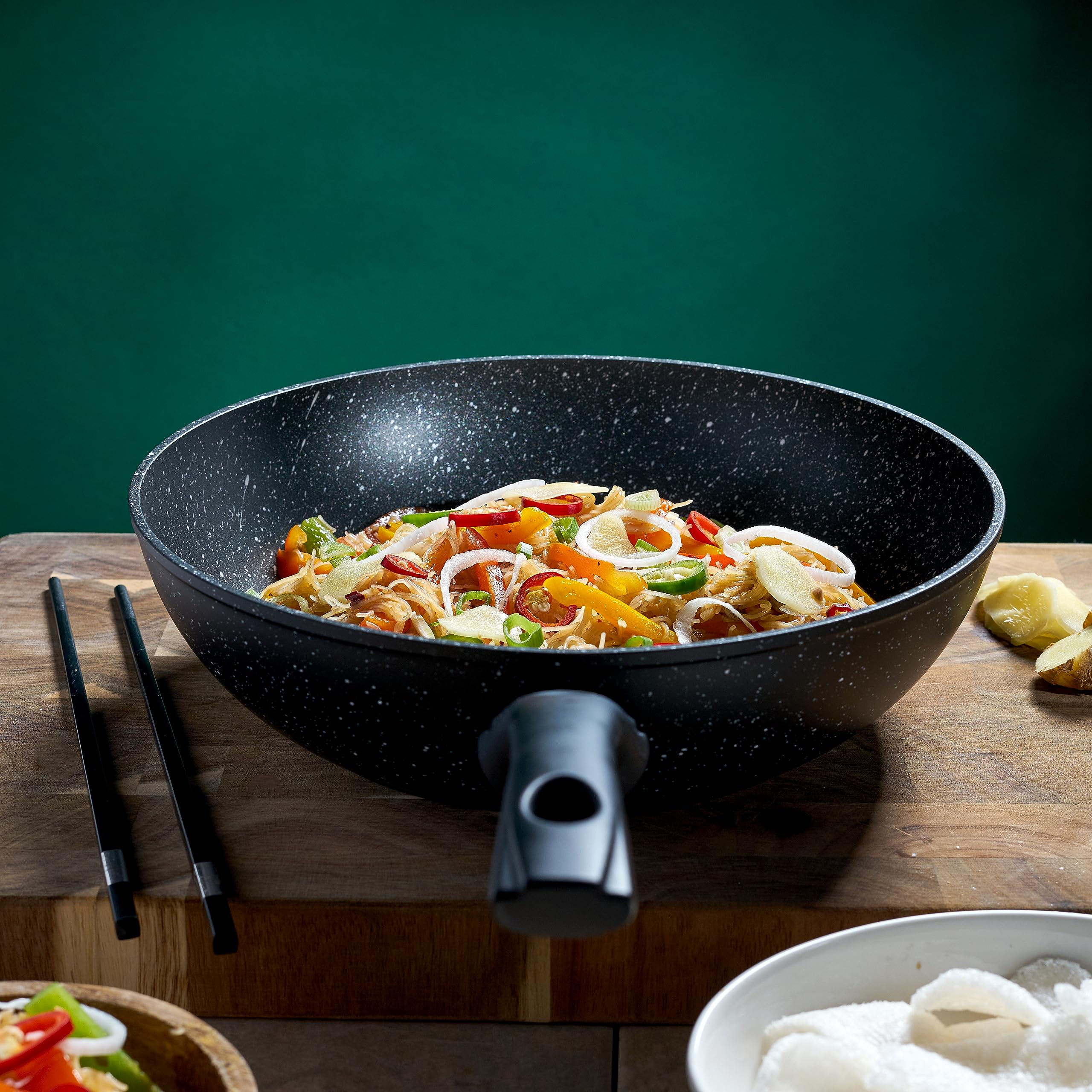 Blackmoor 66160 Classic 28cm Non-Stick Induction Wok | Forged Aluminium Base | Black Marble Effect 7
