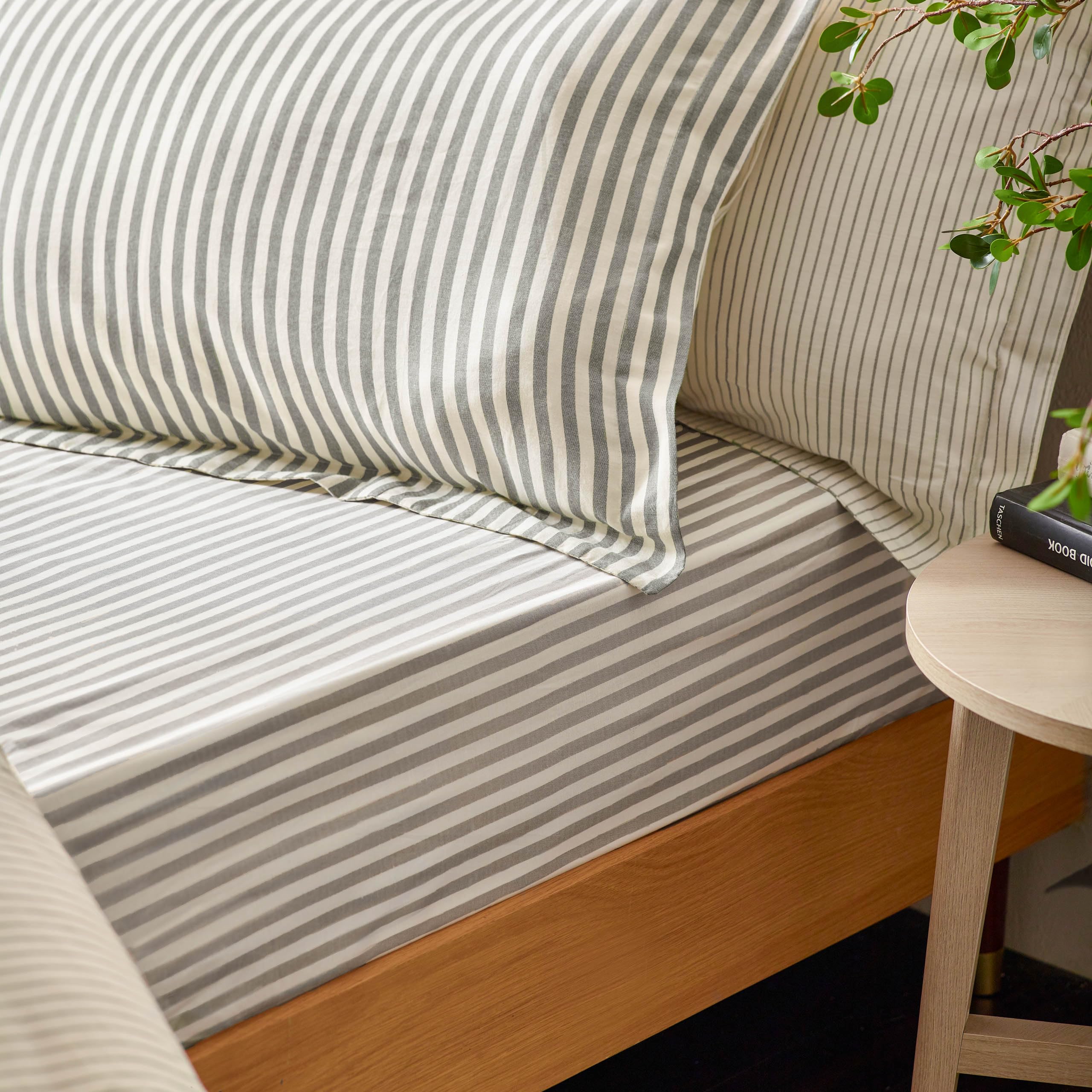 furn. Yard Hebden Reversible Stripe Cotton Duvet Cover Set - Grey, King Size, 100% Washed Cotton 3