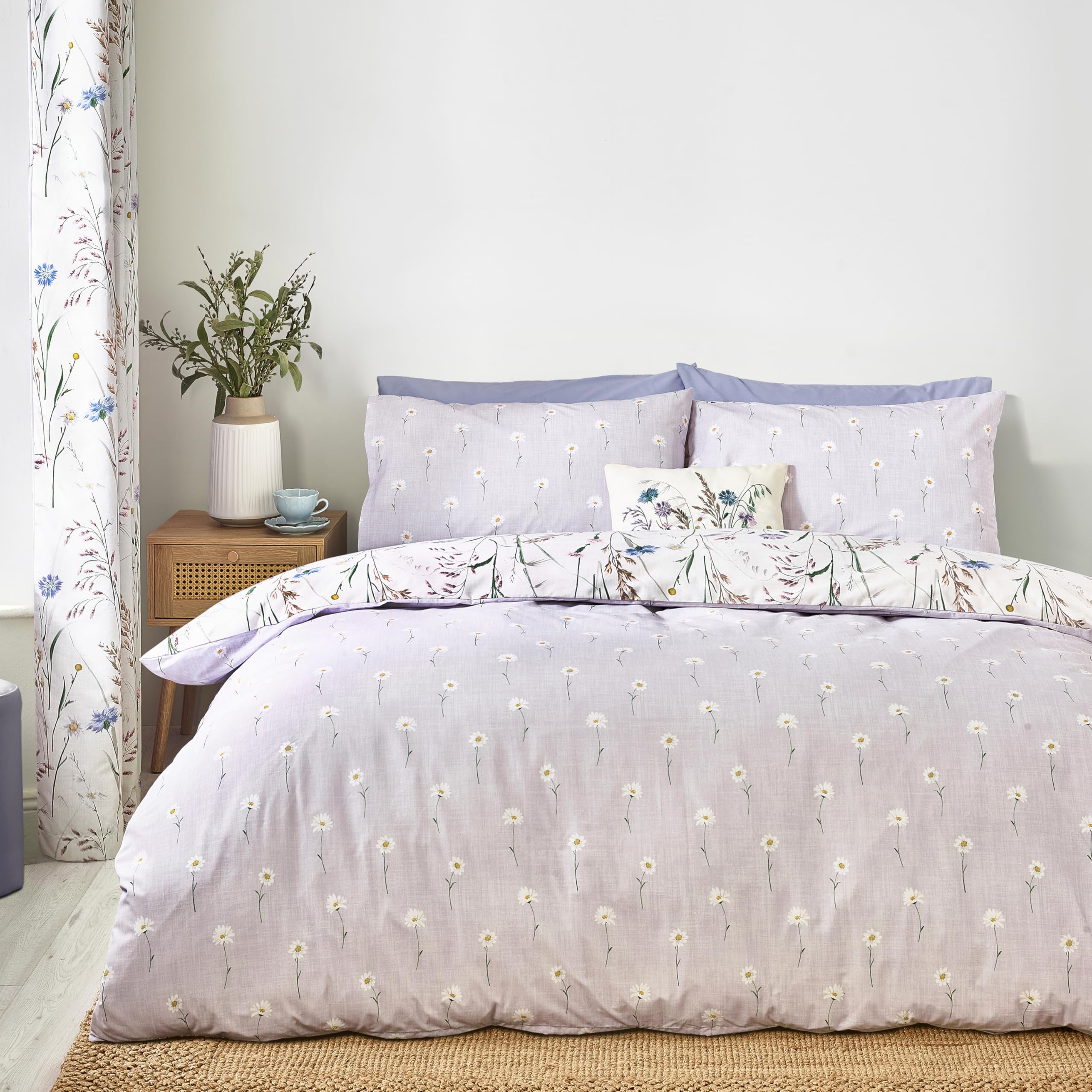 Catherine Lansfield Grasmere Floral Reversible King Duvet Cover Set | Lilac | Polycotton 2