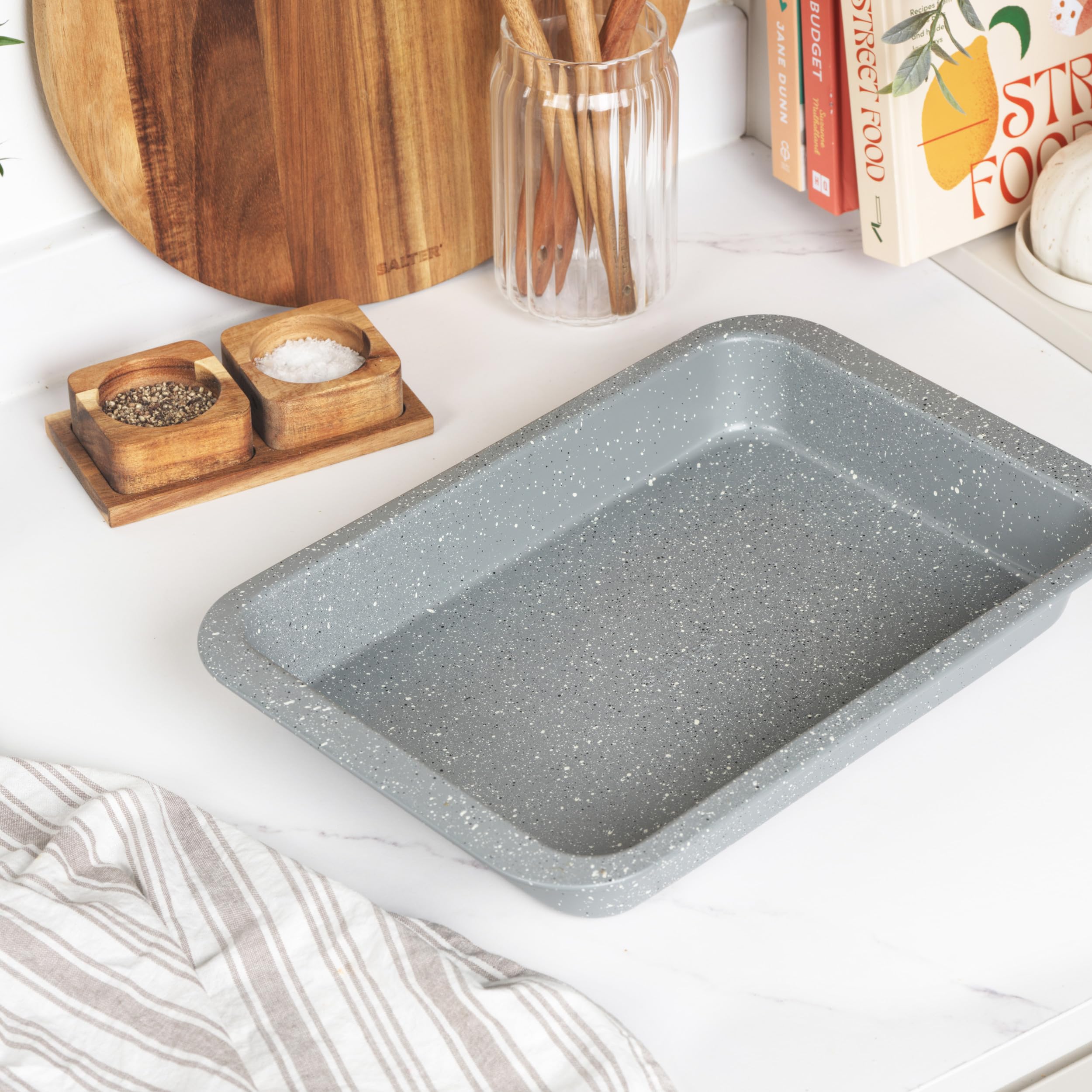 Salter BW02774G Marblestone Roasting Tin - 36cm Non-Stick, Carbon Steel, Oven Safe to 220°C 3