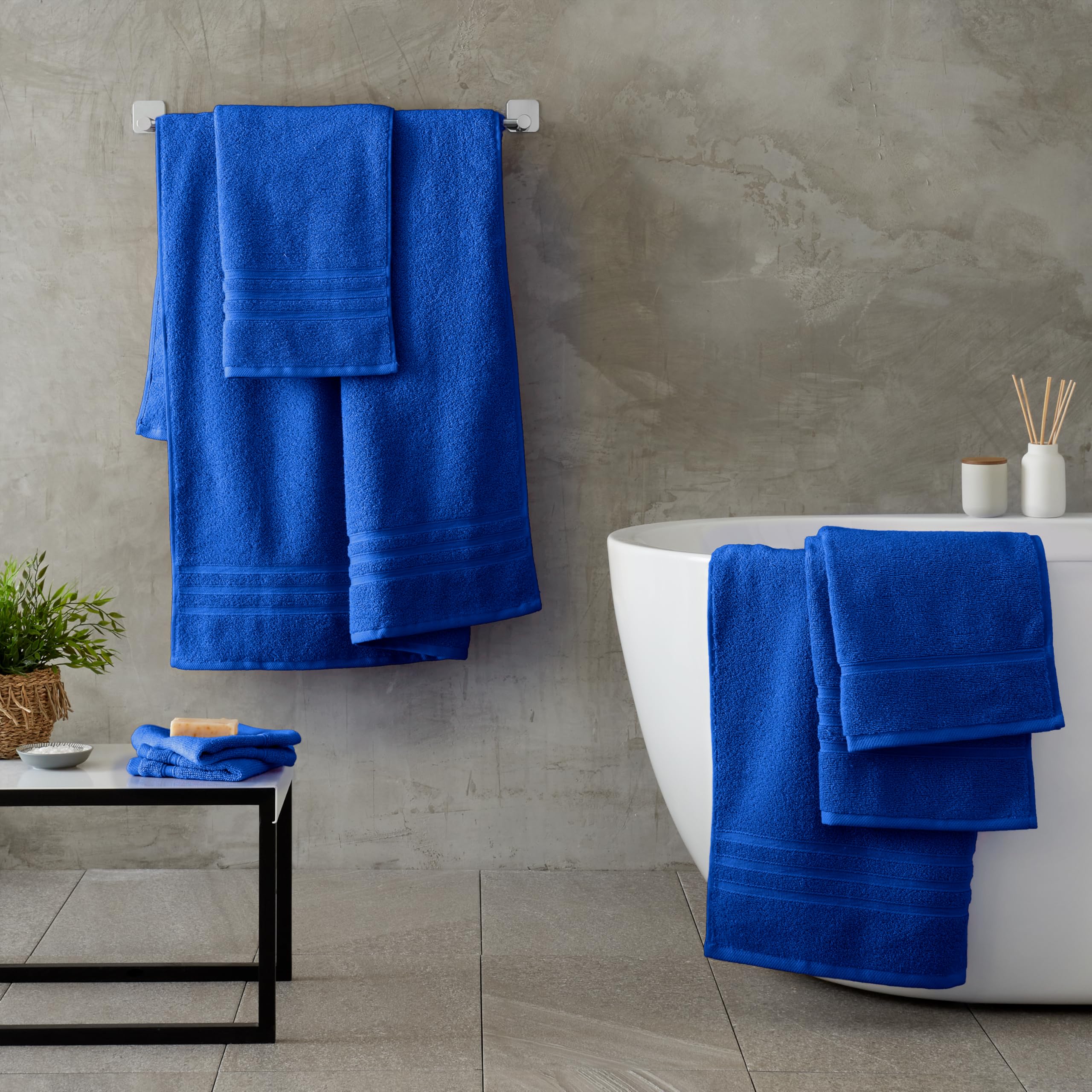 Catherine Lansfield Zero Twist Cotton Face Cloth Pair | 500gsm Absorbent | 30x30cm | Cobalt Blue 2