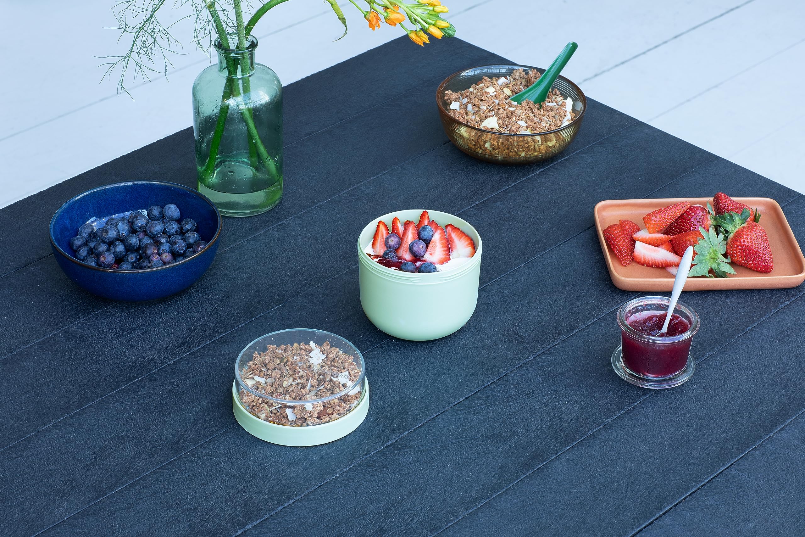 Brabantia Make & Take Breakfast Bowl - 0.5L Capacity, Jade Green, Leakproof | Microwave & Freezer Safe 7