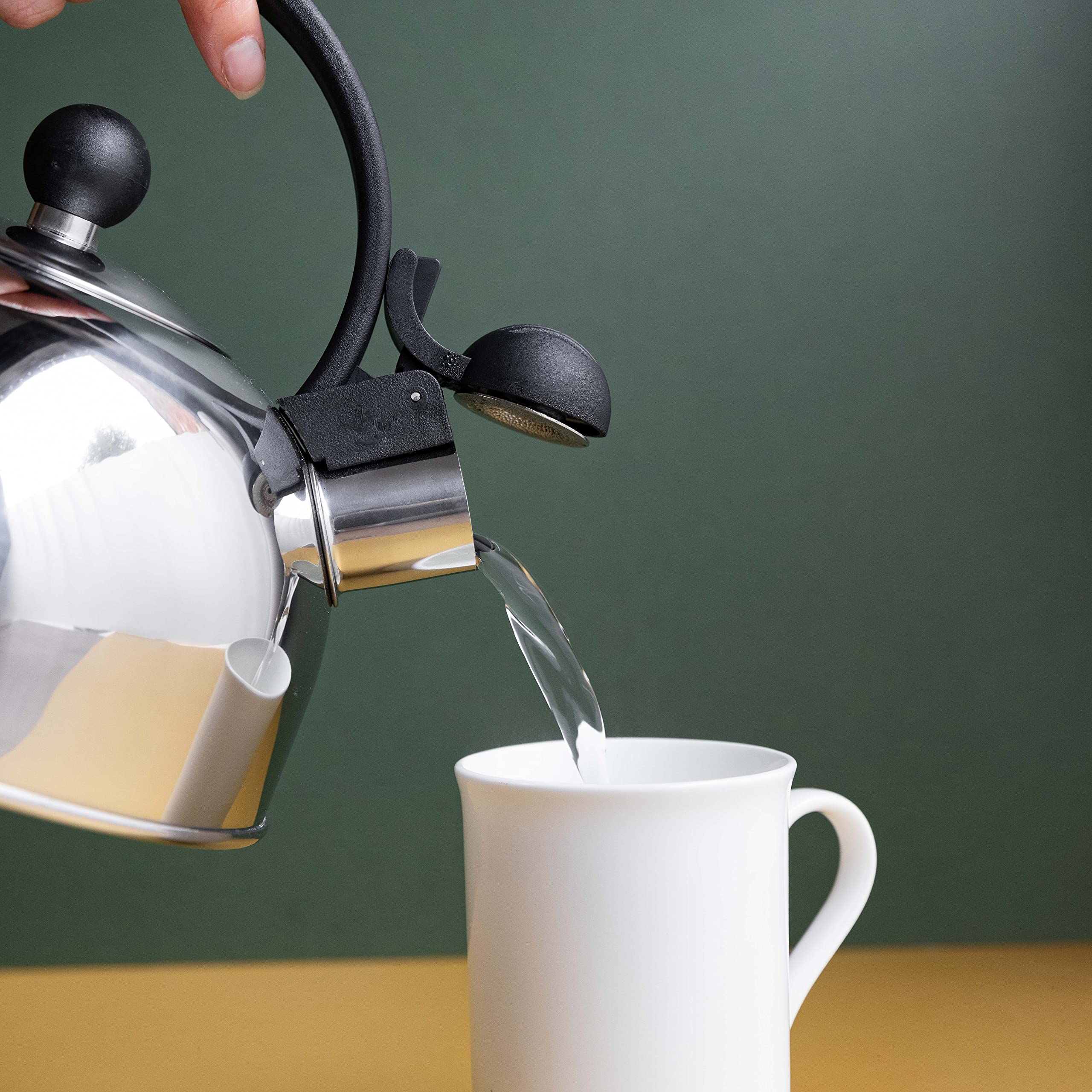 La Cafetière Stainless Steel Whistling Stovetop Kettle - 1.3L Capacity | Induction Safe 3
