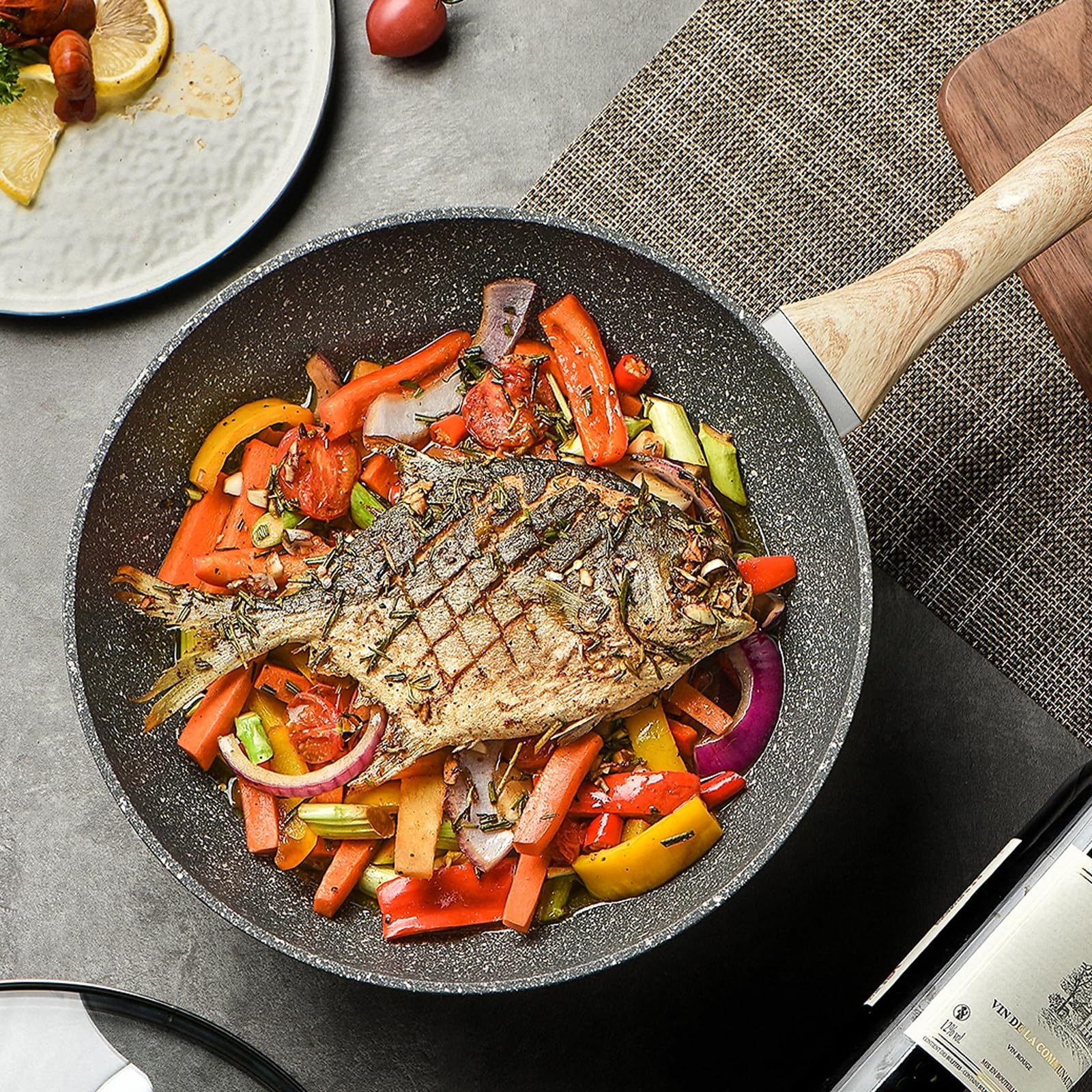 Woobroo 20cm Non-Stick Frying Pan with Sturdy Handle | Aluminium | Dishwasher Safe 3