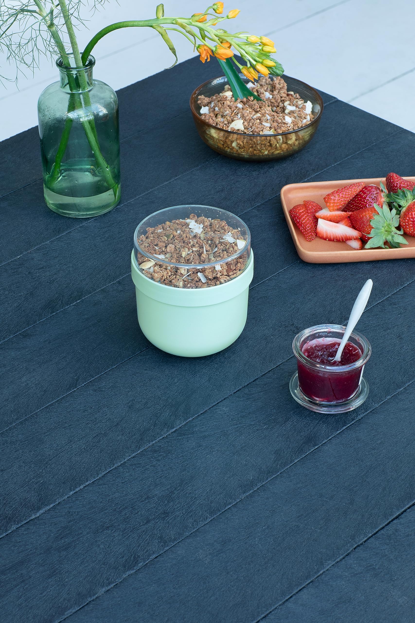 Brabantia Make & Take Breakfast Bowl - 0.5L Capacity, Jade Green, Leakproof | Microwave & Freezer Safe 8