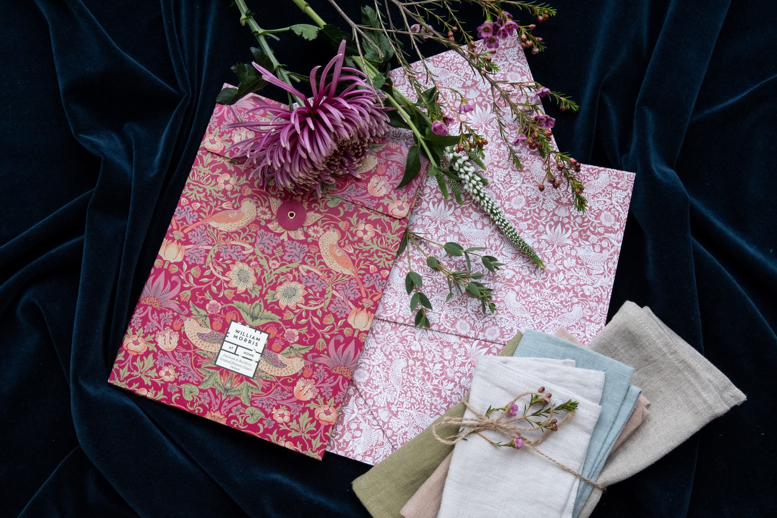 William Morris at Home Patchouli & Red Berry Scented Drawer Liners | Strawberry Thief Print | FSC Paper 4