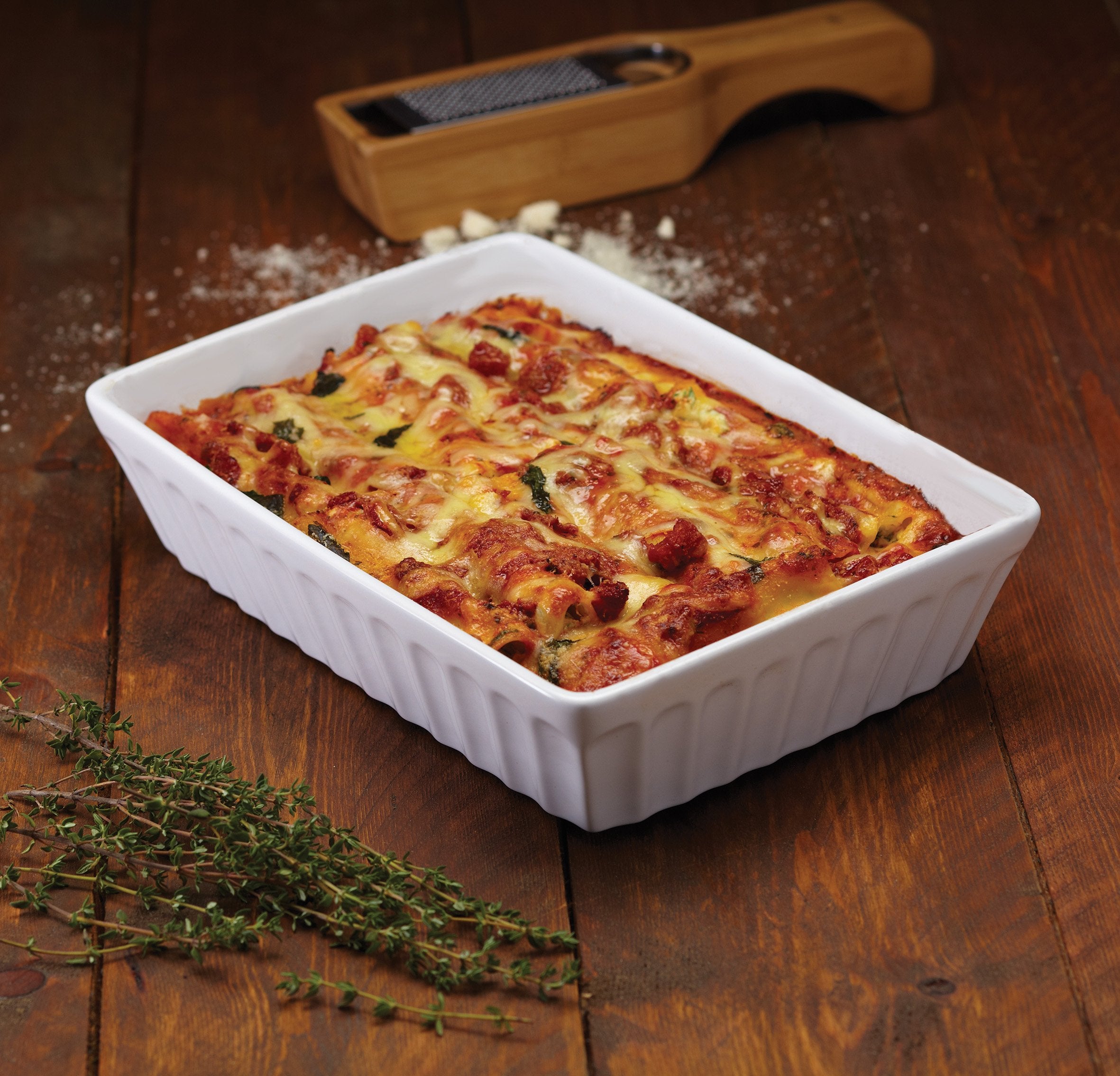 KitchenCraft World of Flavours Stoneware Lasagne Dish - 2L Capacity | 30cm Diameter | White 2
