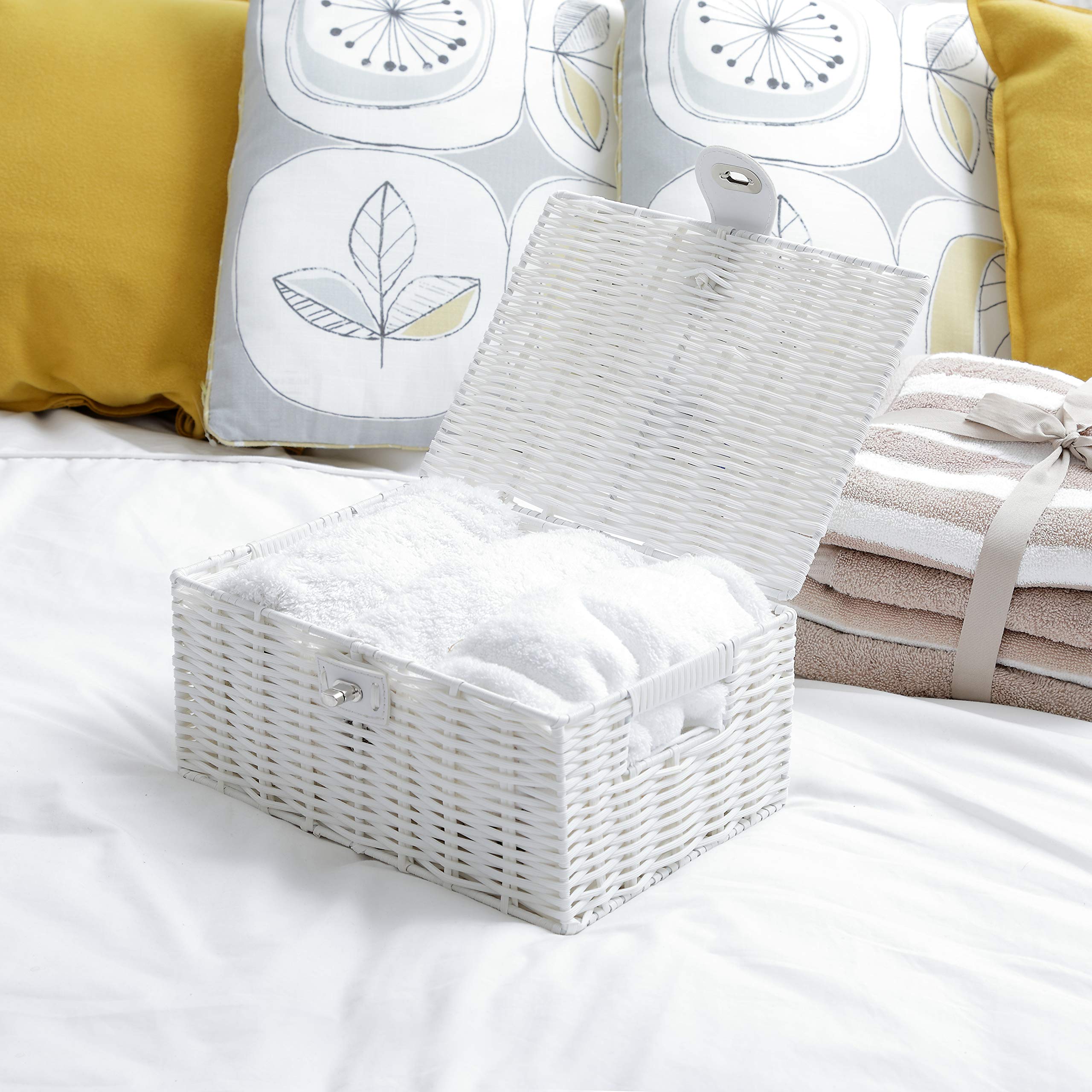 ARPAN Medium Resin Woven Storage Basket with Lid & Lock | White | 33cm W x 24cm D 2