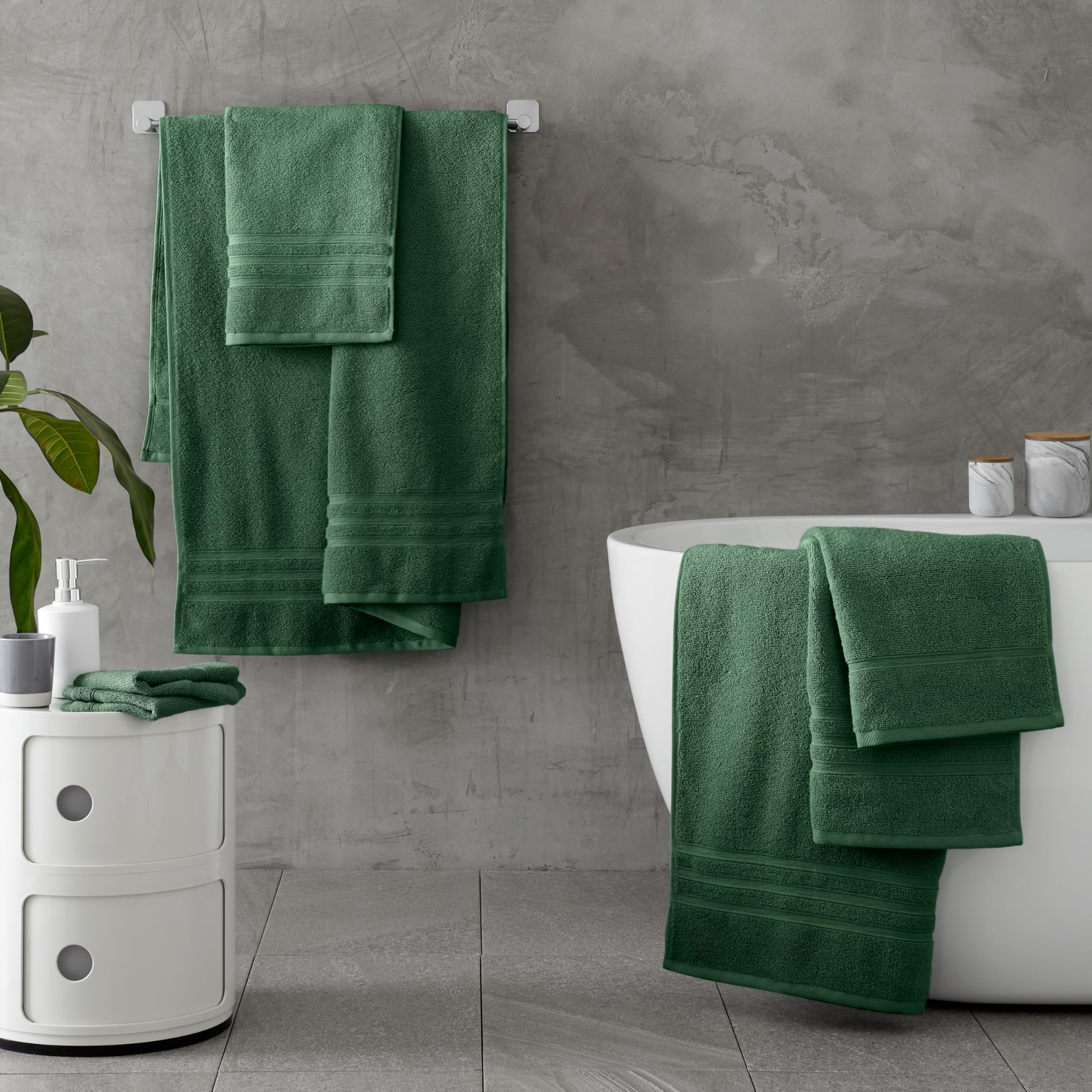 Catherine Lansfield Zero Twist Cotton Hand Towel | 50x85cm | Forest Green | 500gsm 4