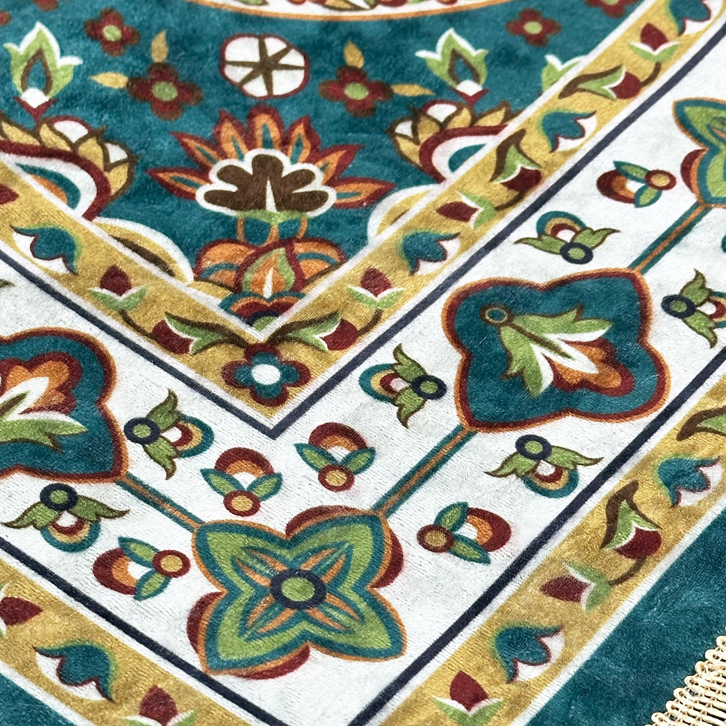 Nicoman Muslim Prayer Rug - Elegant Design, Soft Velvet | Green | 70 x 120 cm 6