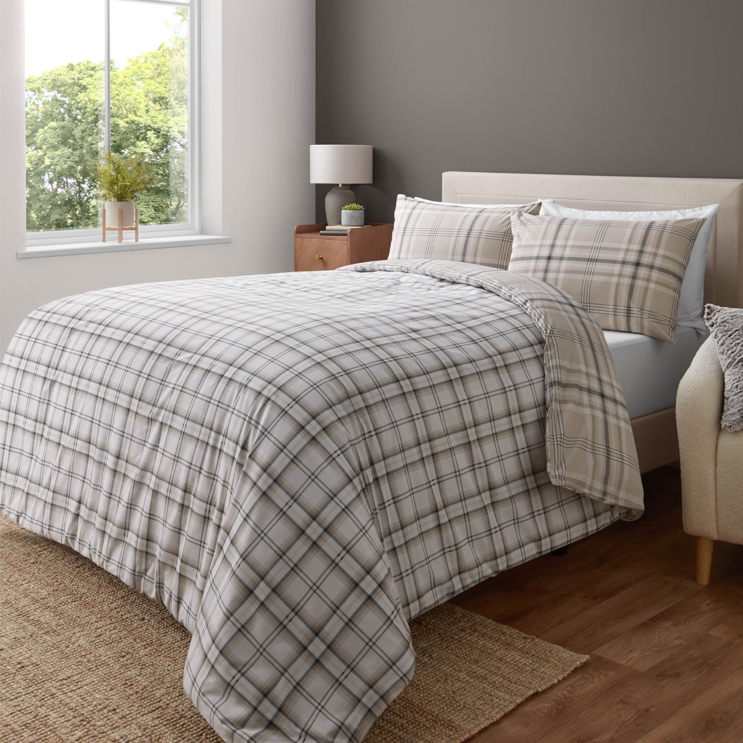 Catherine Lansfield Kelso Check Reversible Double Duvet Cover Set with 2 Pillowcases | 200x200 cm 2
