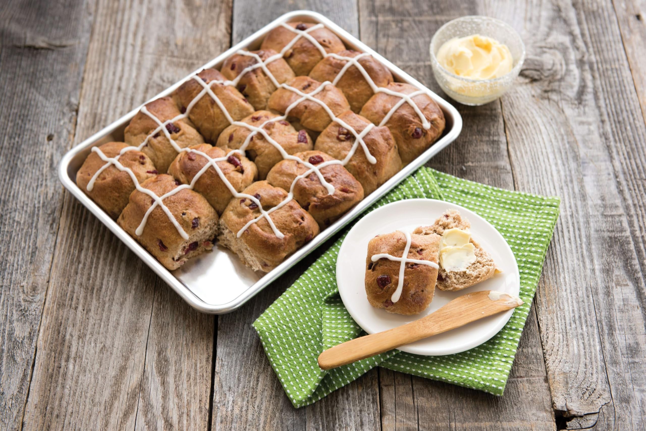 Nordic Ware Naturals Quarter Baking Sheet - Natural Aluminium, Superior Heat Conductivity | 12.1" x 8.8" 6