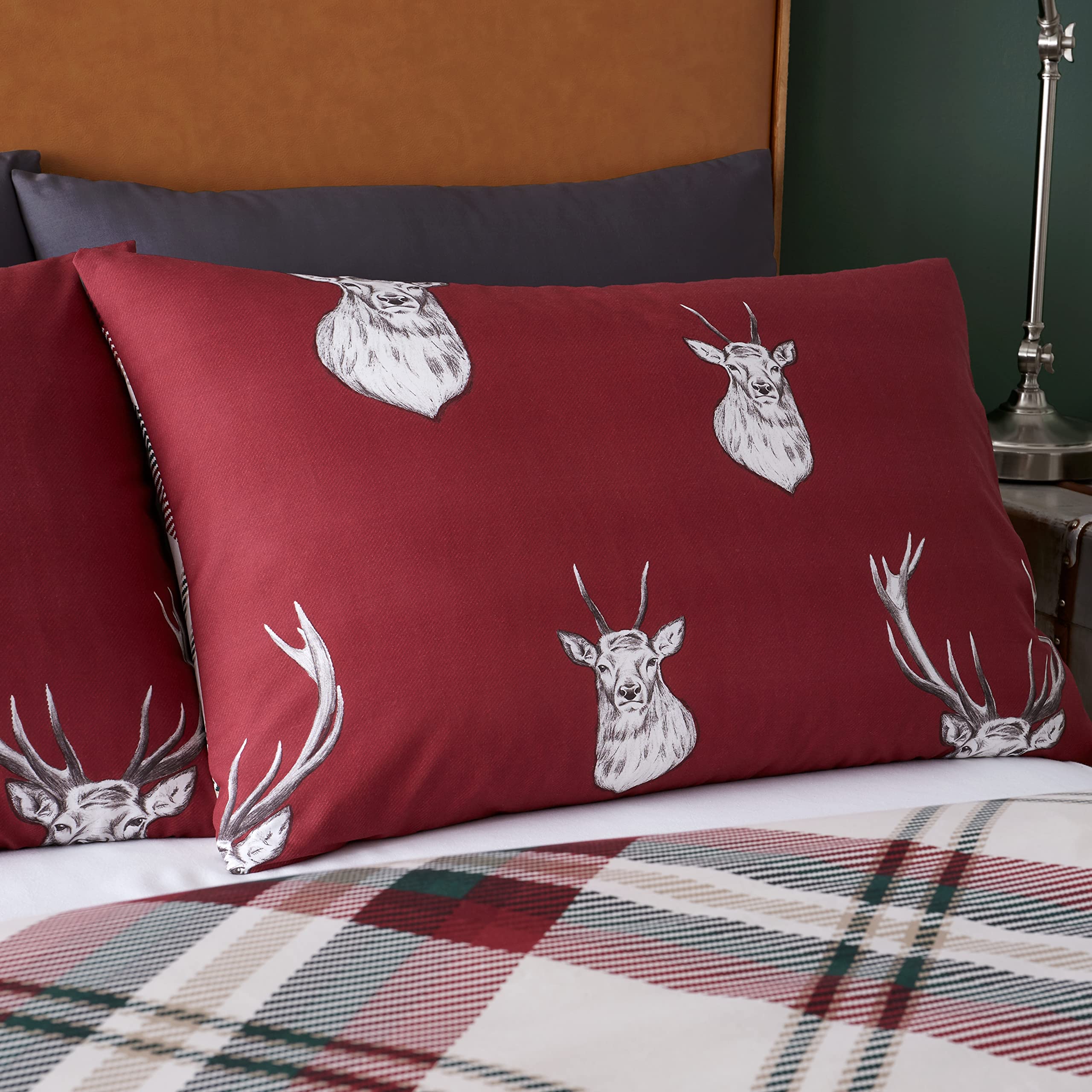 Catherine Lansfield Munro Stag Check Reversible Double Duvet Cover Set | Red | Polycotton 3
